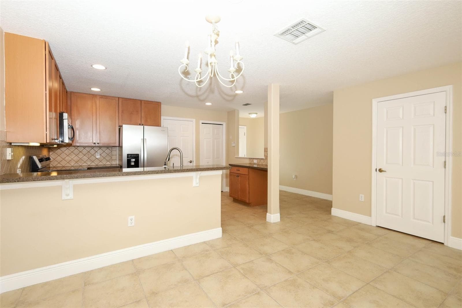 Townhouse at 162 CONSTITUTION WAY, WINTER SPRINGS, photo 5 of 75