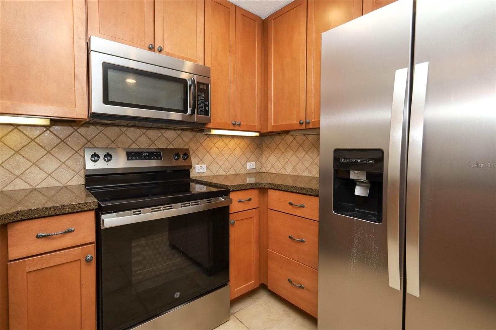 Townhouse at 162 CONSTITUTION WAY, WINTER SPRINGS, photo 9 of 75