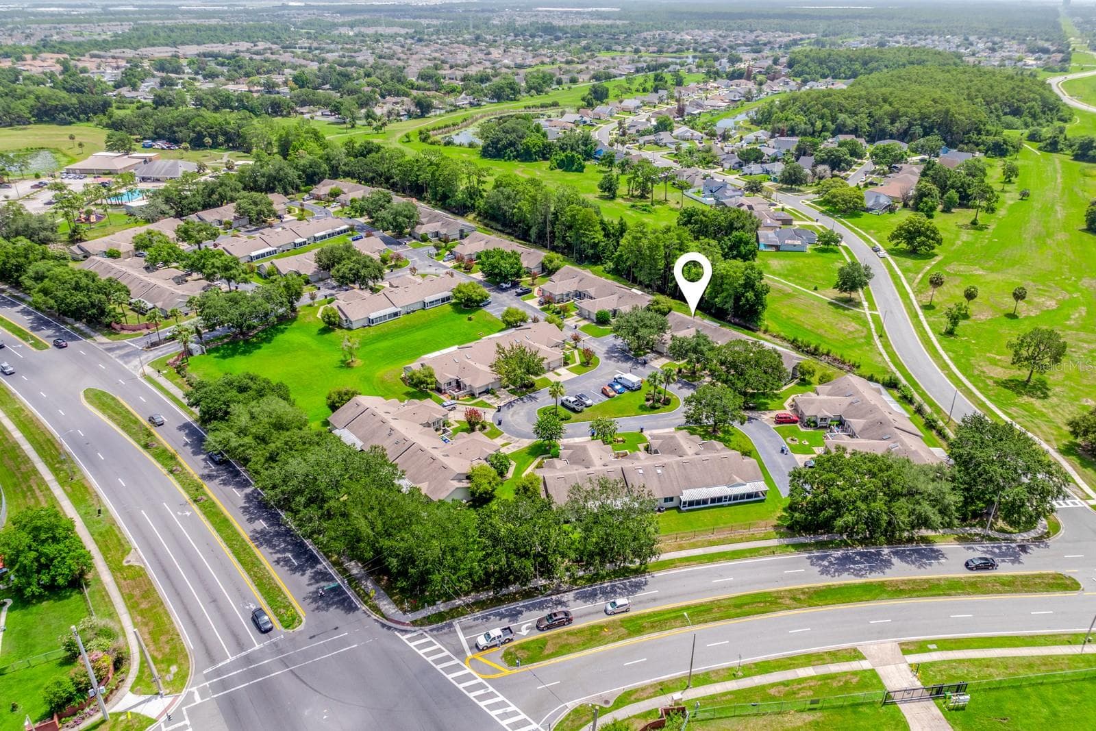 peaceful living but still connected - 13329 LAVER LN, ORLANDO