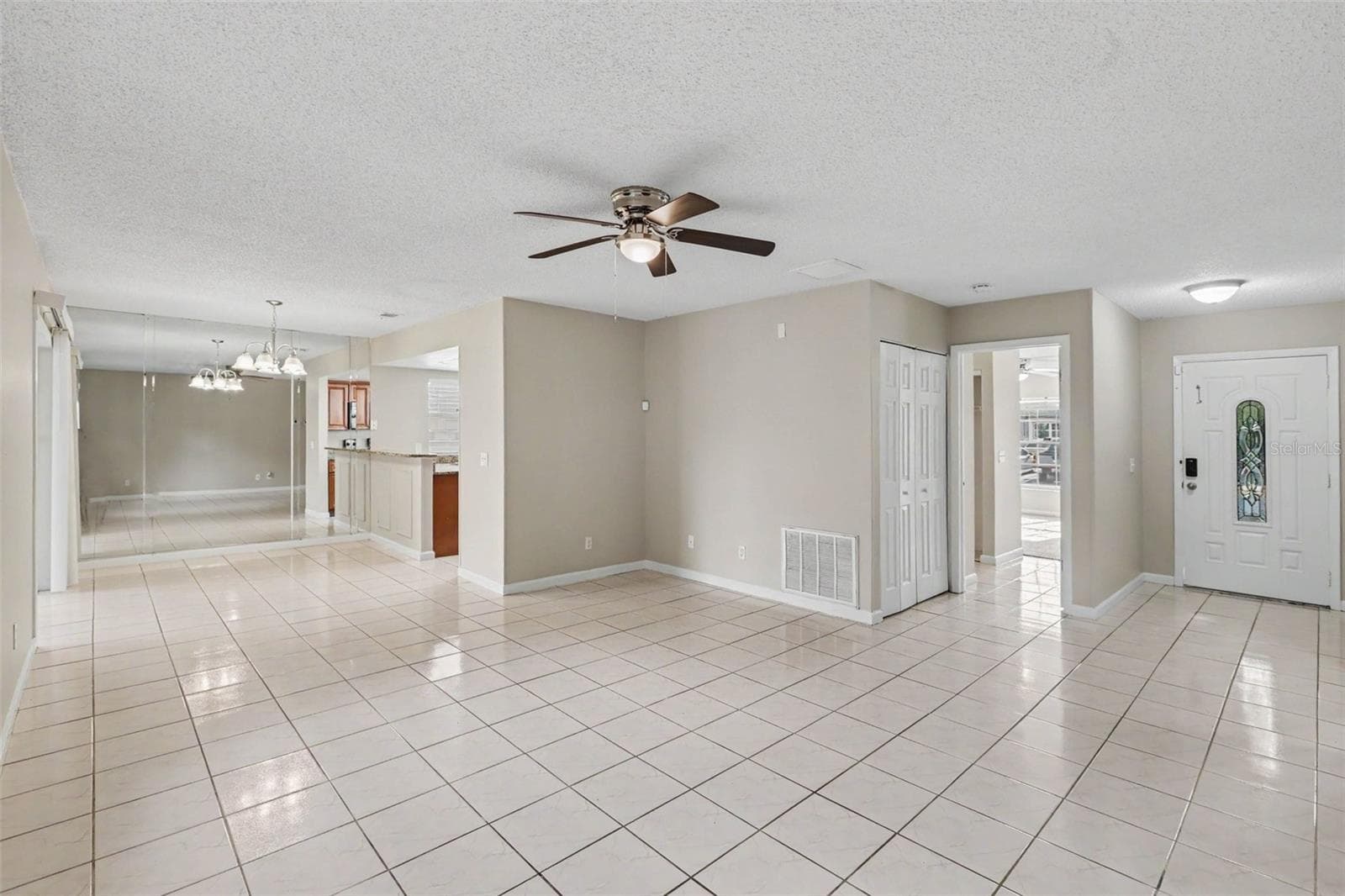 Single Family Residence at 301 REGAL PARK DR, VALRICO, photo 5 of 21