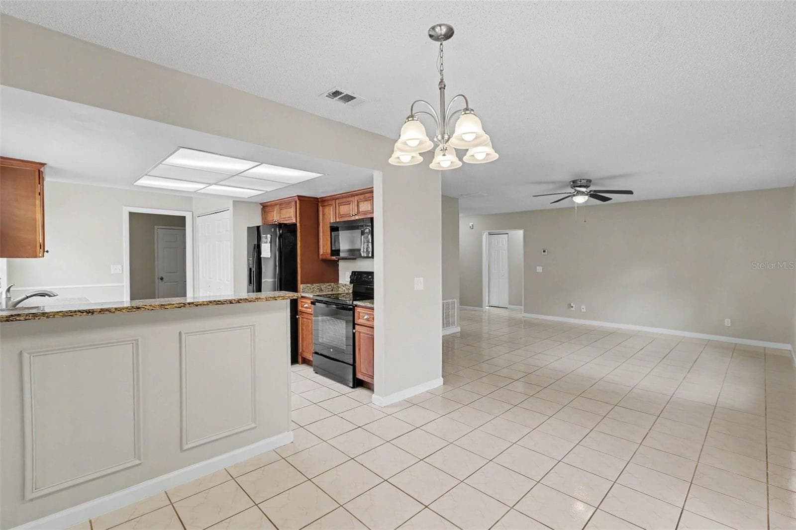 Single Family Residence at 301 REGAL PARK DR, VALRICO, photo 6 of 21