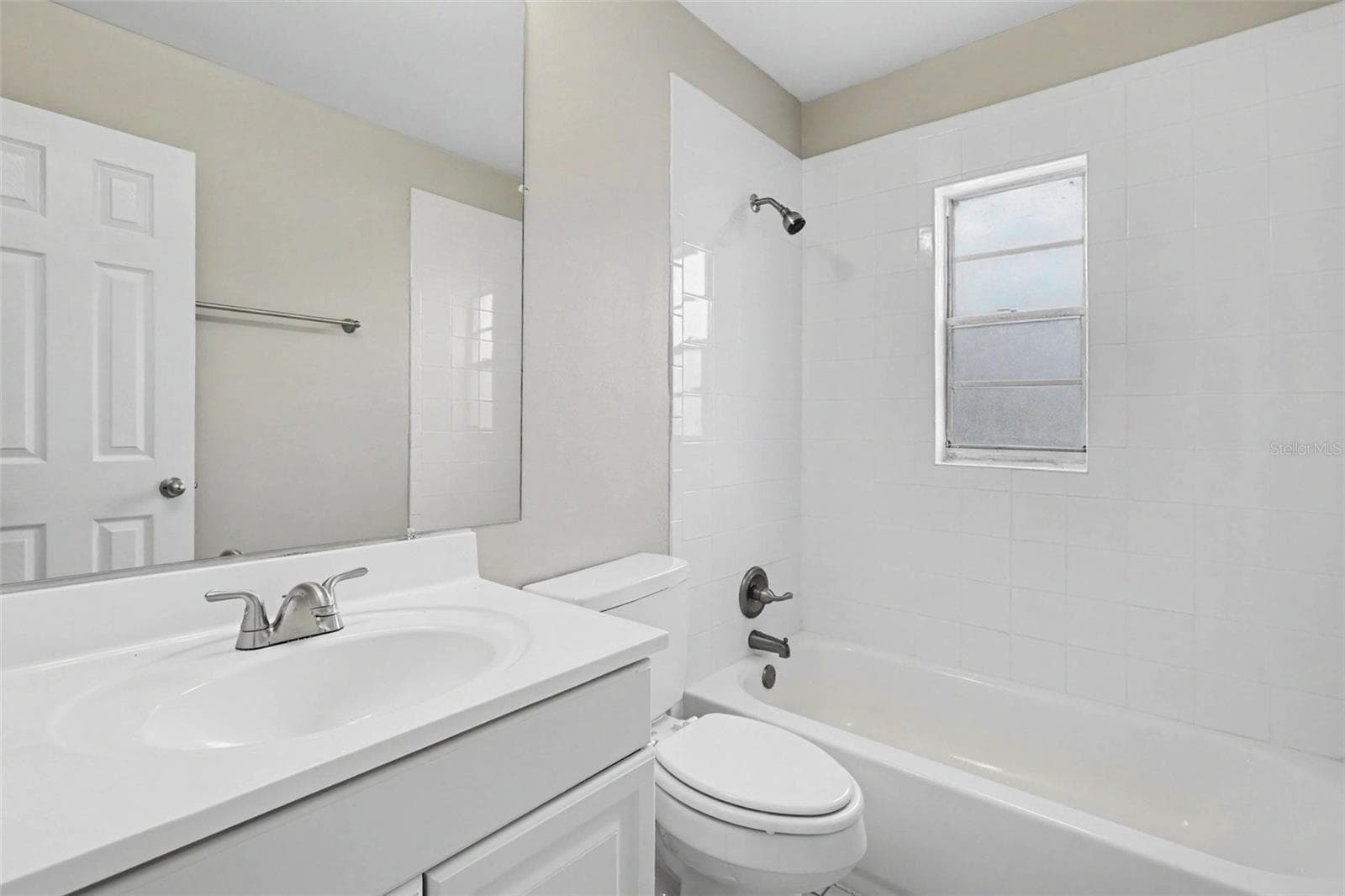 Single Family Residence at 301 REGAL PARK DR, VALRICO, photo 18 of 21