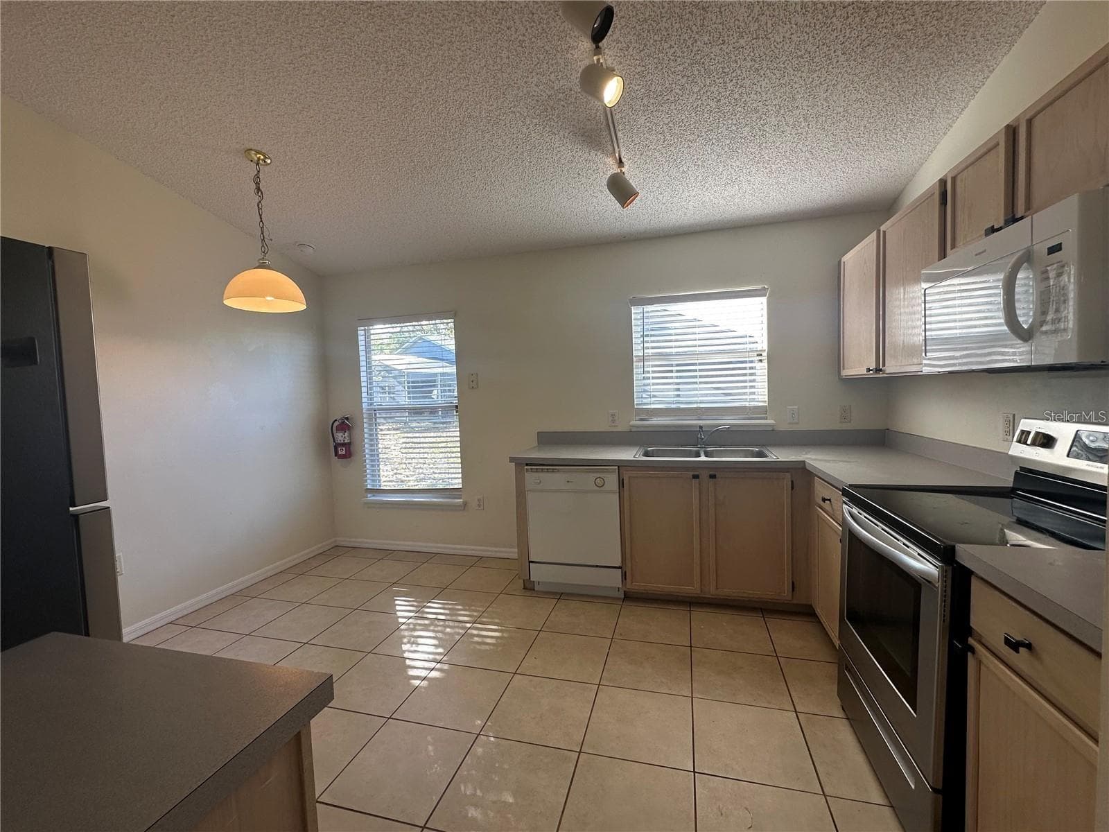 Single Family Residence at 17432 WOODCREST WAY, CLERMONT, photo 6 of 20