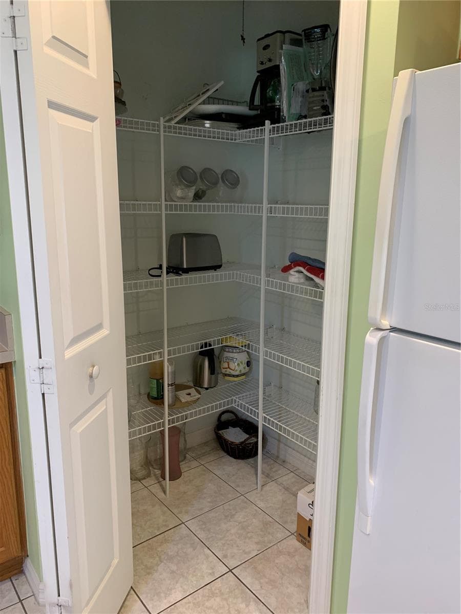 Large kitchen pantry - storage is not an issue - 6369 SW 117TH LOOP, OCALA