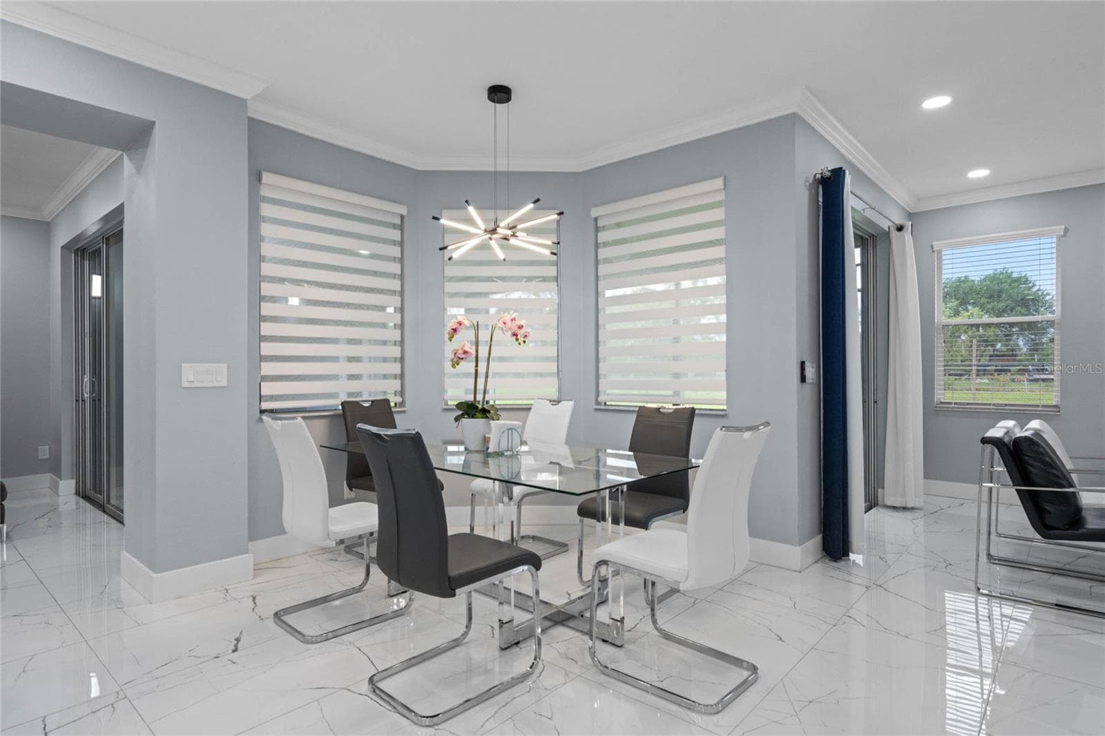 Breakfast Nook - 6607 WHISPERING PINES RD, ORLANDO