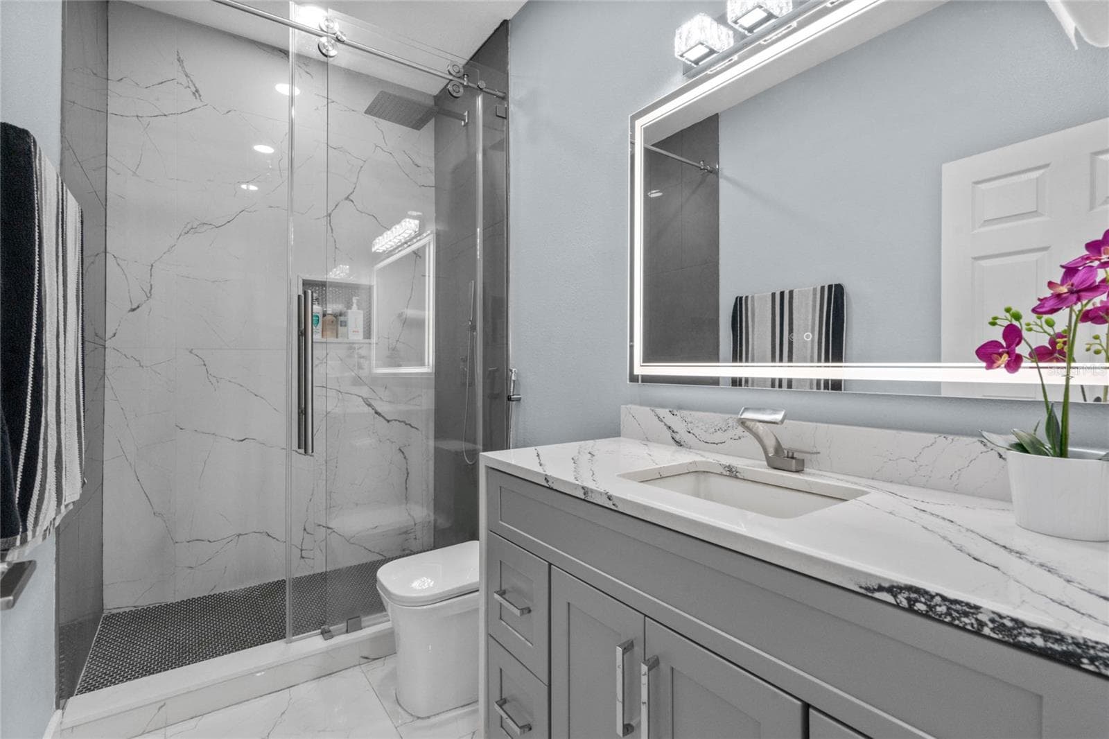 Bathroom 2 - 6607 WHISPERING PINES RD, ORLANDO