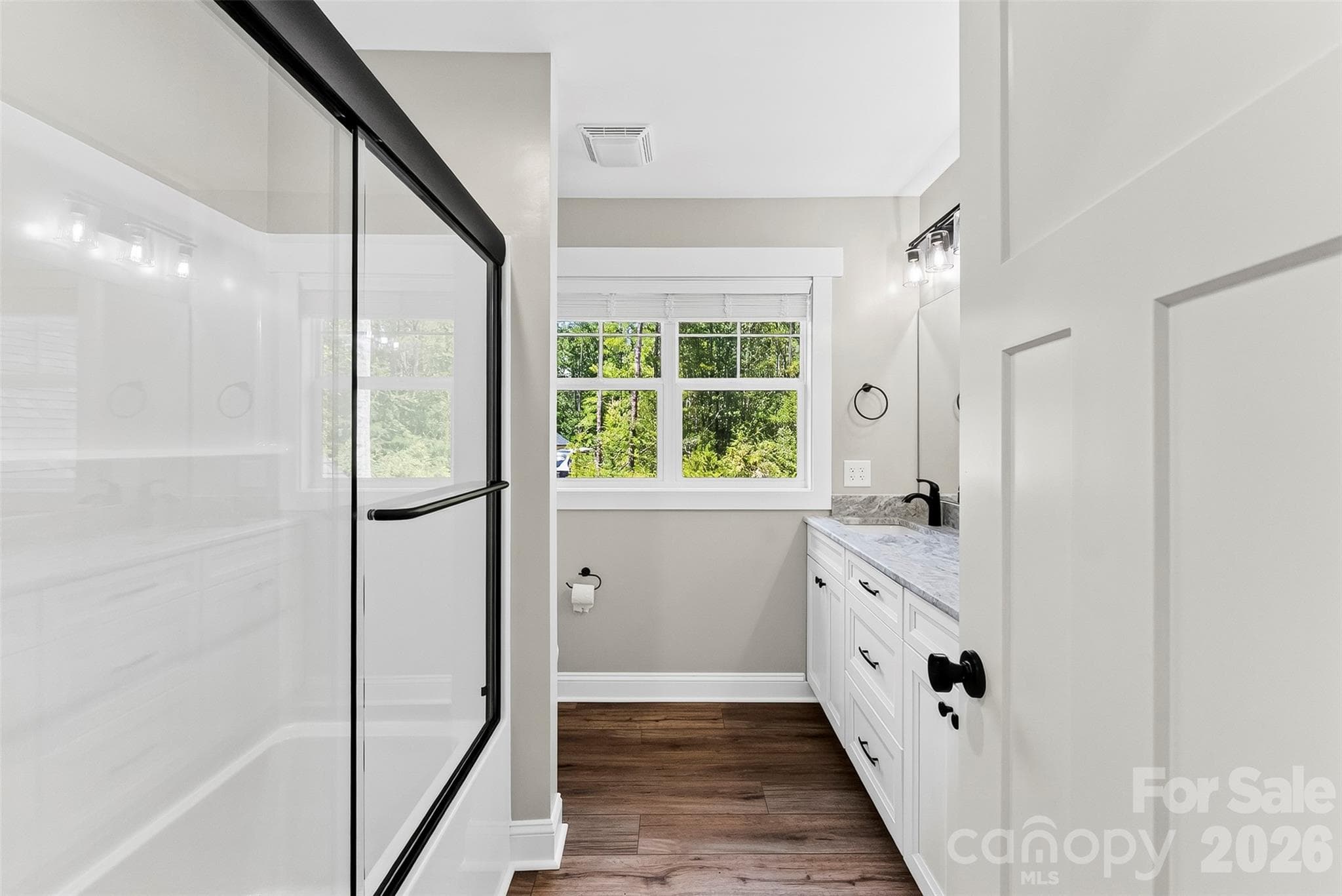 Full bath - 5005 Oconee Drive, Stanley