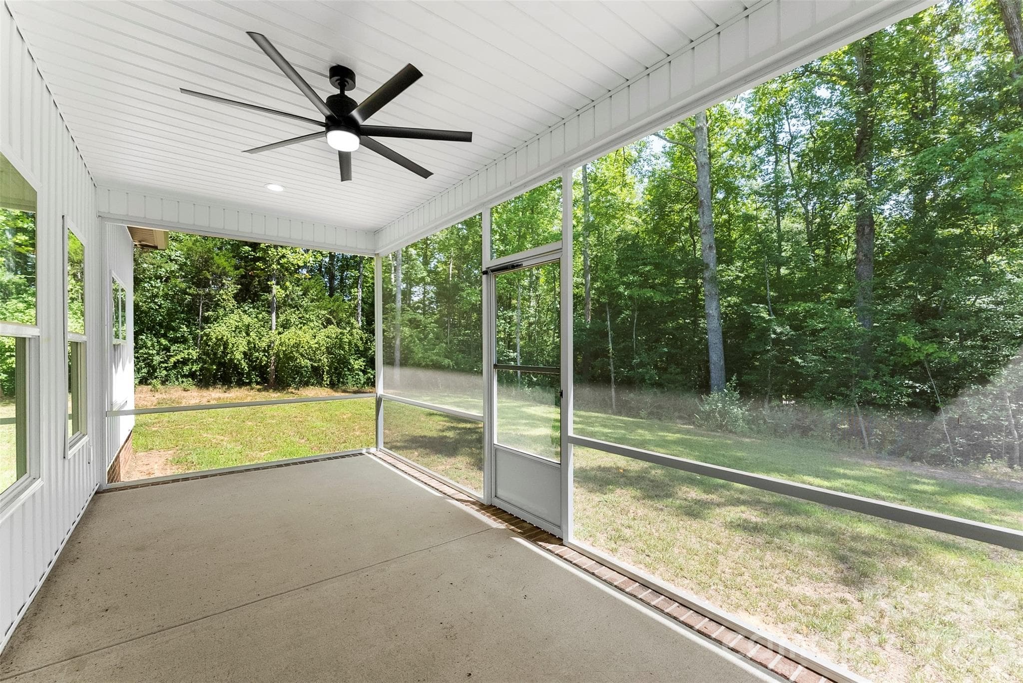 overlooking wooded backdrop - 5005 Oconee Drive, Stanley