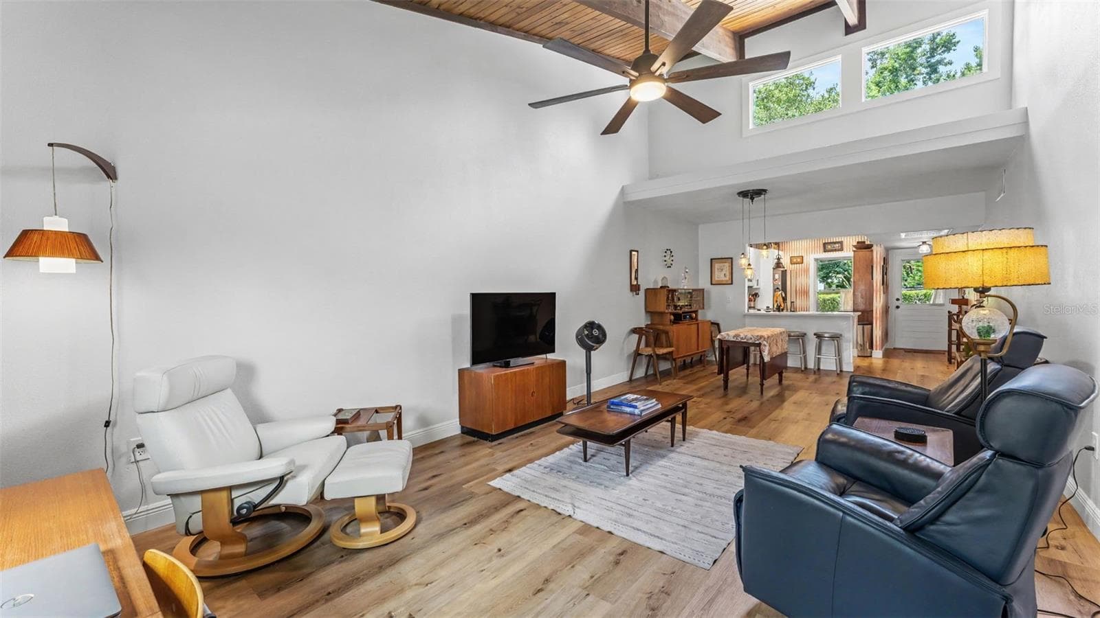 Condominium at 11 EL RECODO #11, LAKELAND, photo 18 of 48