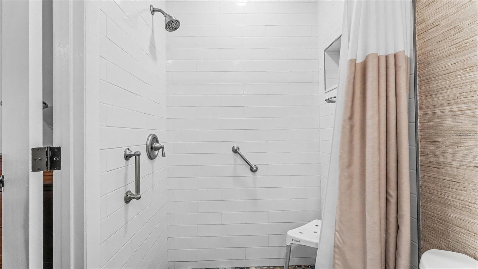 Condominium at 11 EL RECODO #11, LAKELAND, photo 23 of 48