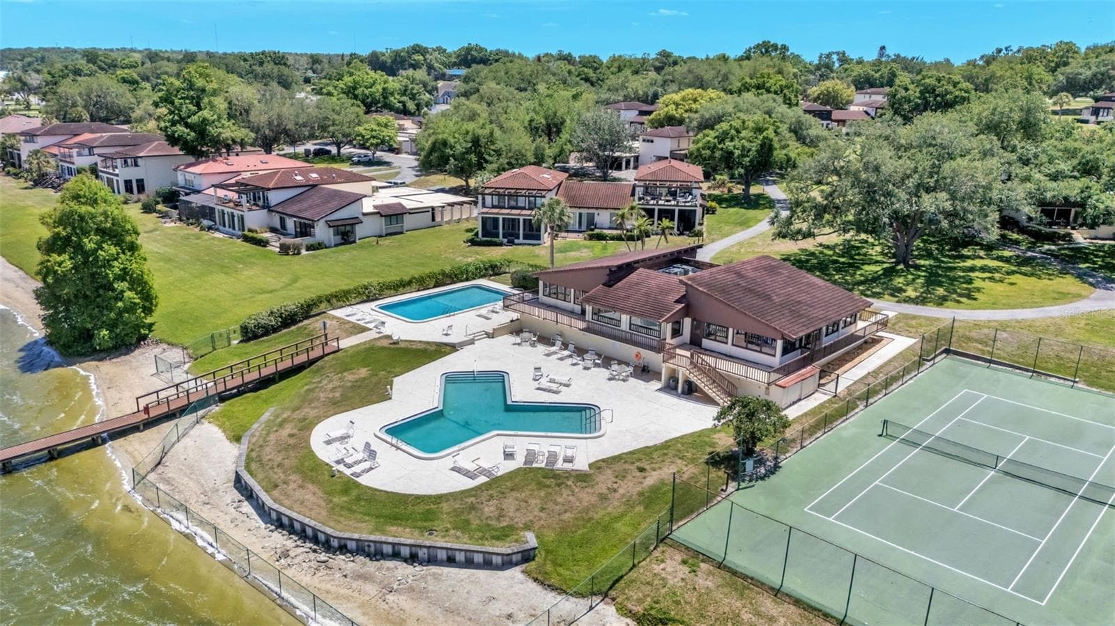 Condominium at 11 EL RECODO #11, LAKELAND, photo 38 of 48