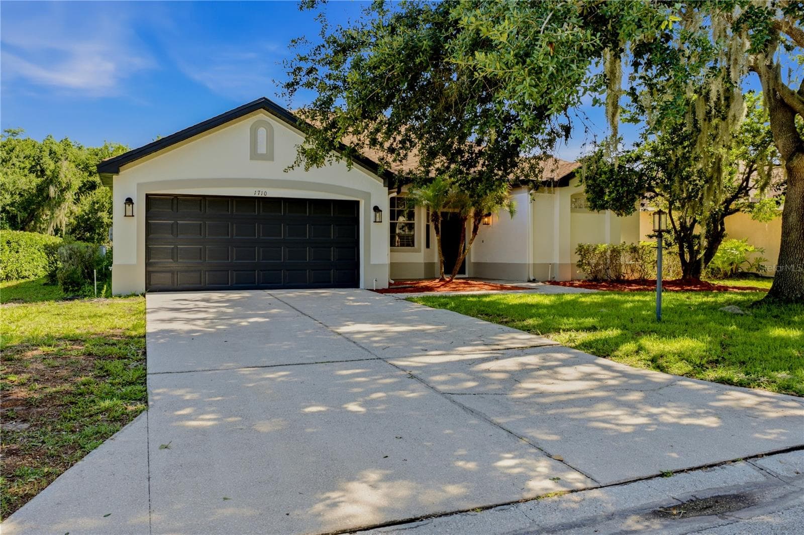 Single Family Residence at 1710 BROOKSTONE WAY, PLANT CITY, photo 2 of 35