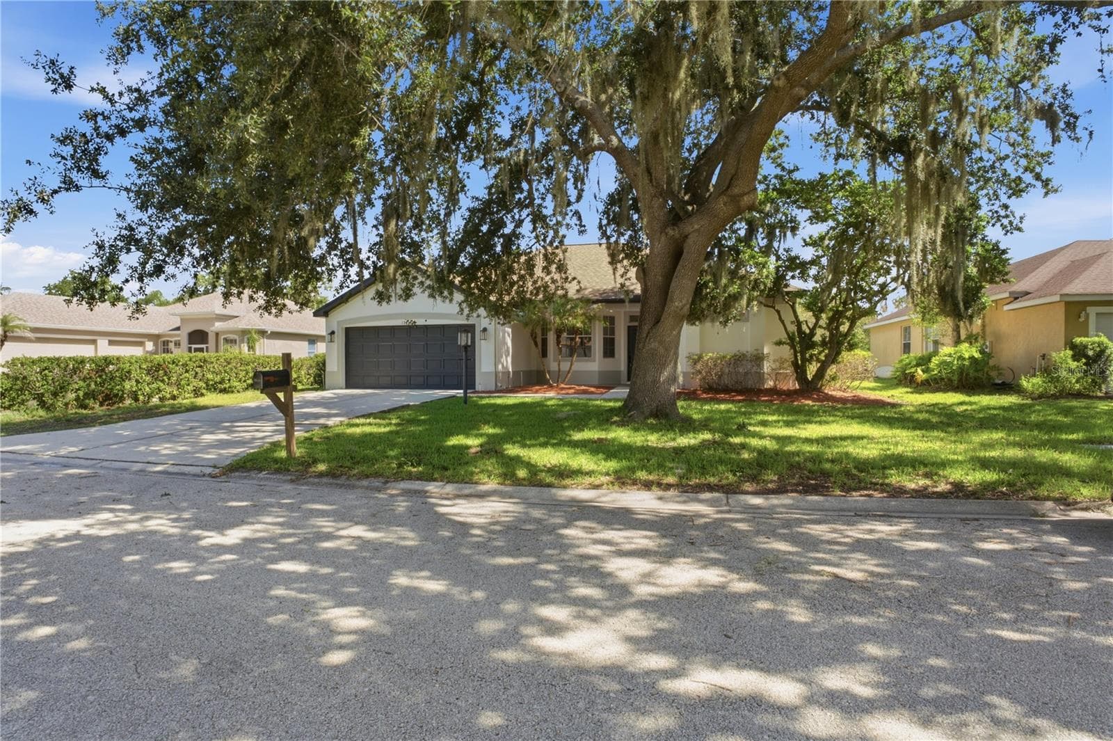 Single Family Residence at 1710 BROOKSTONE WAY, PLANT CITY, photo 6 of 35