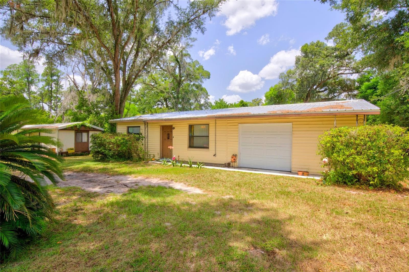 Single Family Residence at 3312 NE 16TH CT, OCALA, photo 2 of 14