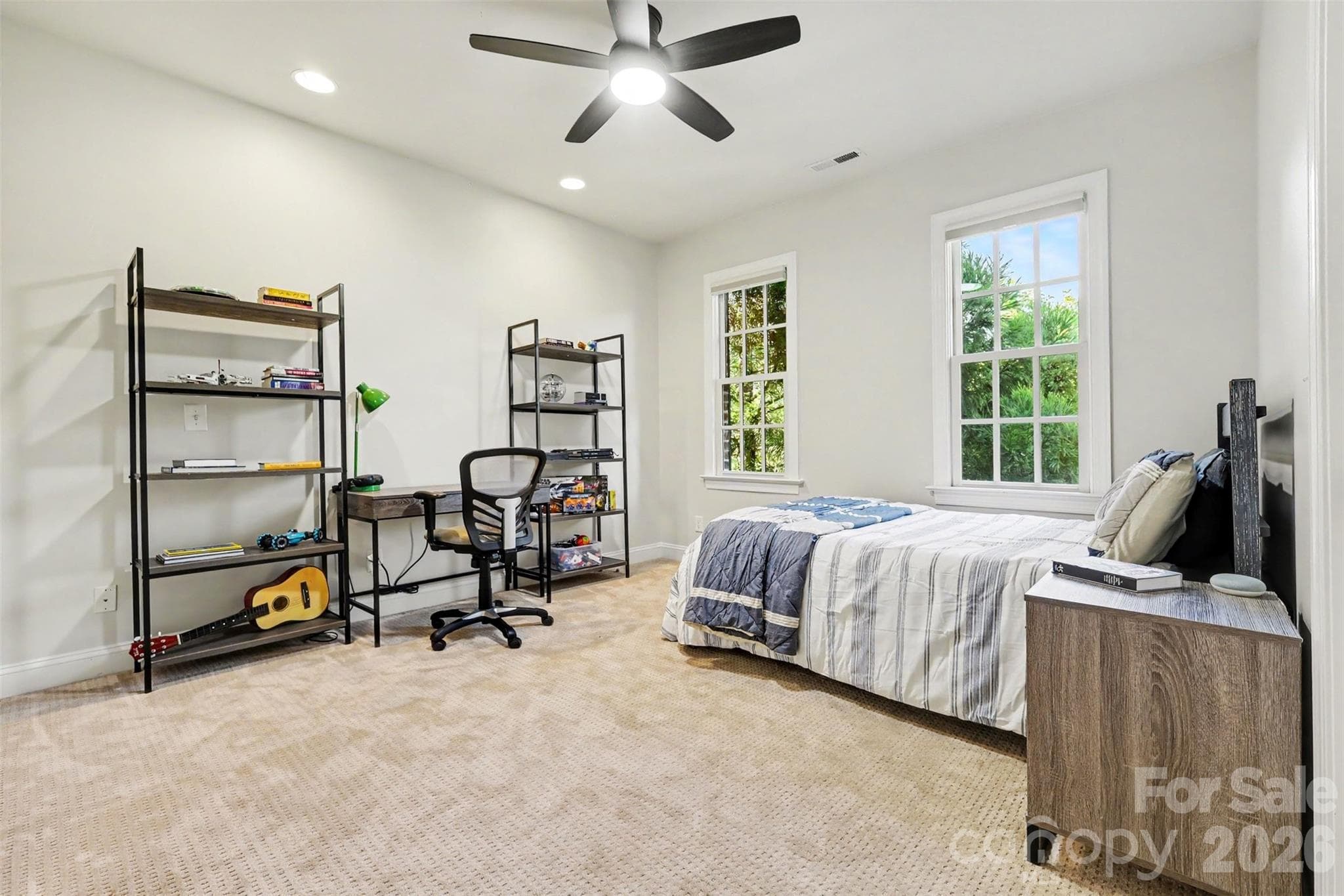 Single Family Residence at 16619 Flintrock Falls Lane, Charlotte, photo 27 of 48