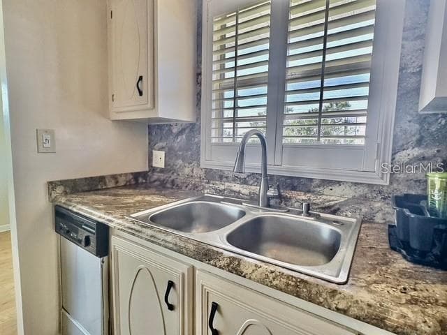 Condominium at 5227 81ST LN N #26, ST PETERSBURG, photo 4 of 13