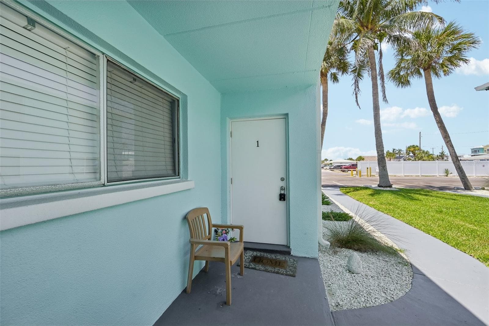 Apartment Entrance - 117 7TH ST N #1, BRADENTON BEACH