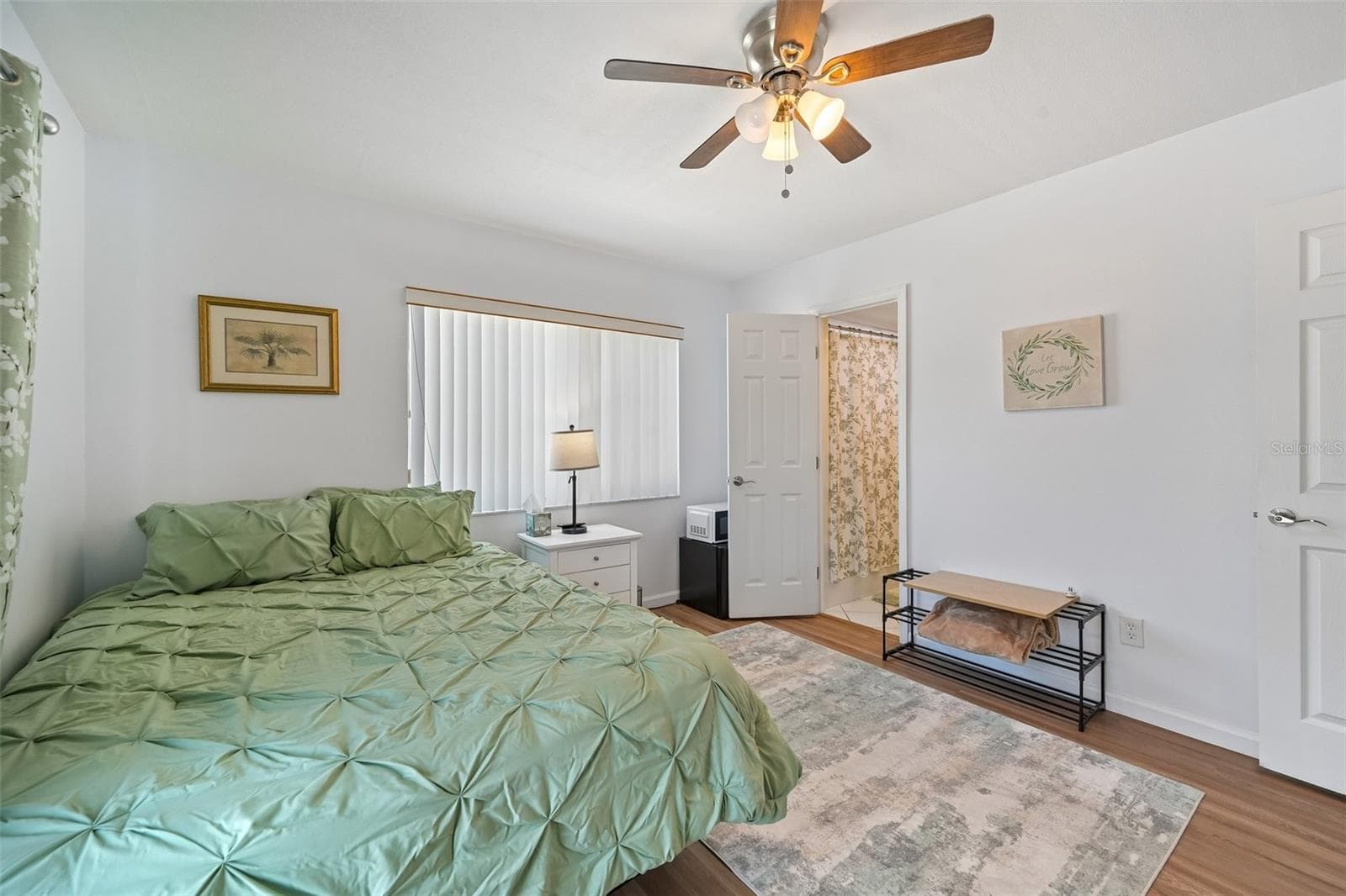 bedroom 1 - 117 7TH ST N #1, BRADENTON BEACH