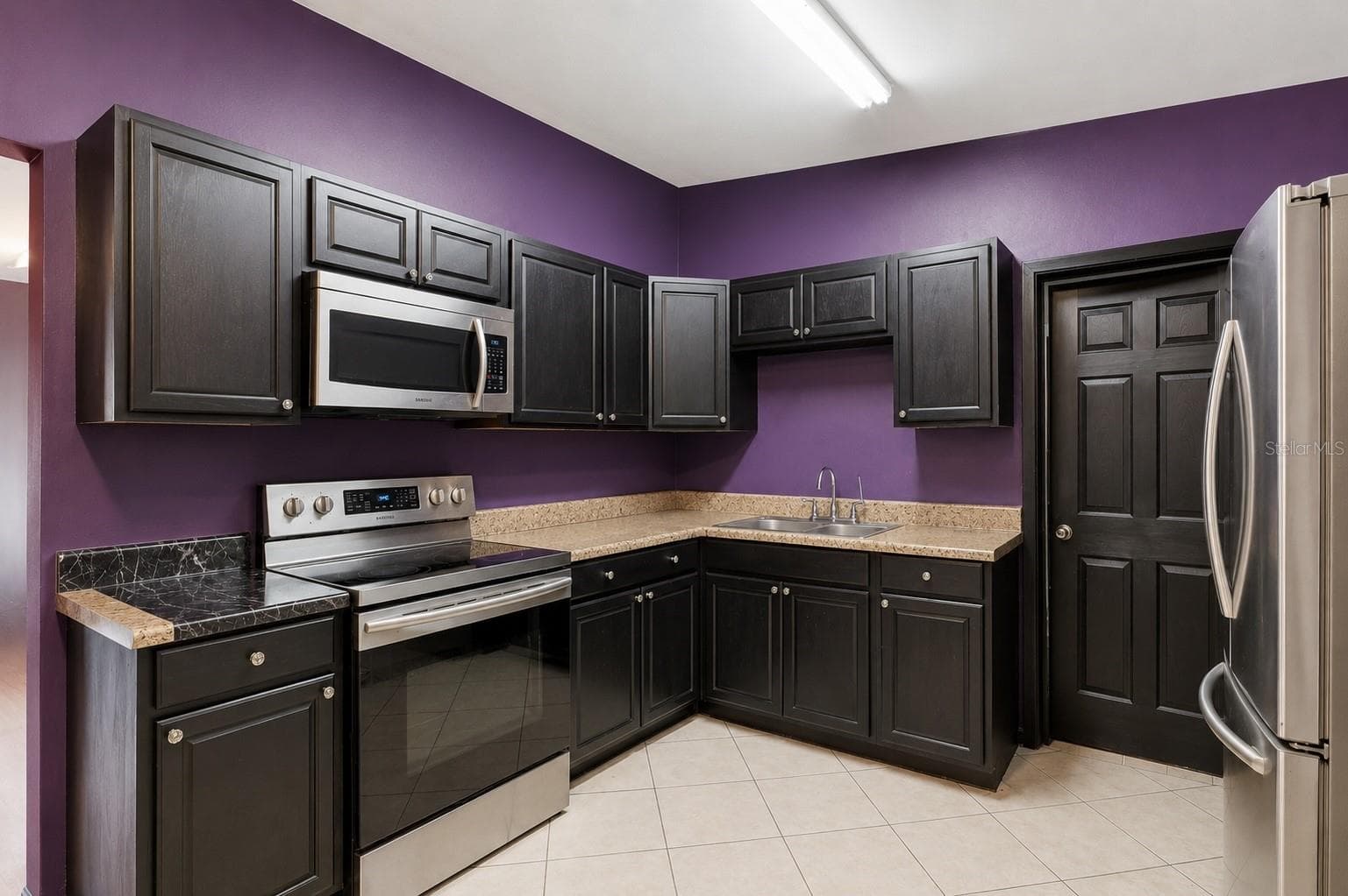Kitchen - 6204 OAKCREST CIR, ORLANDO