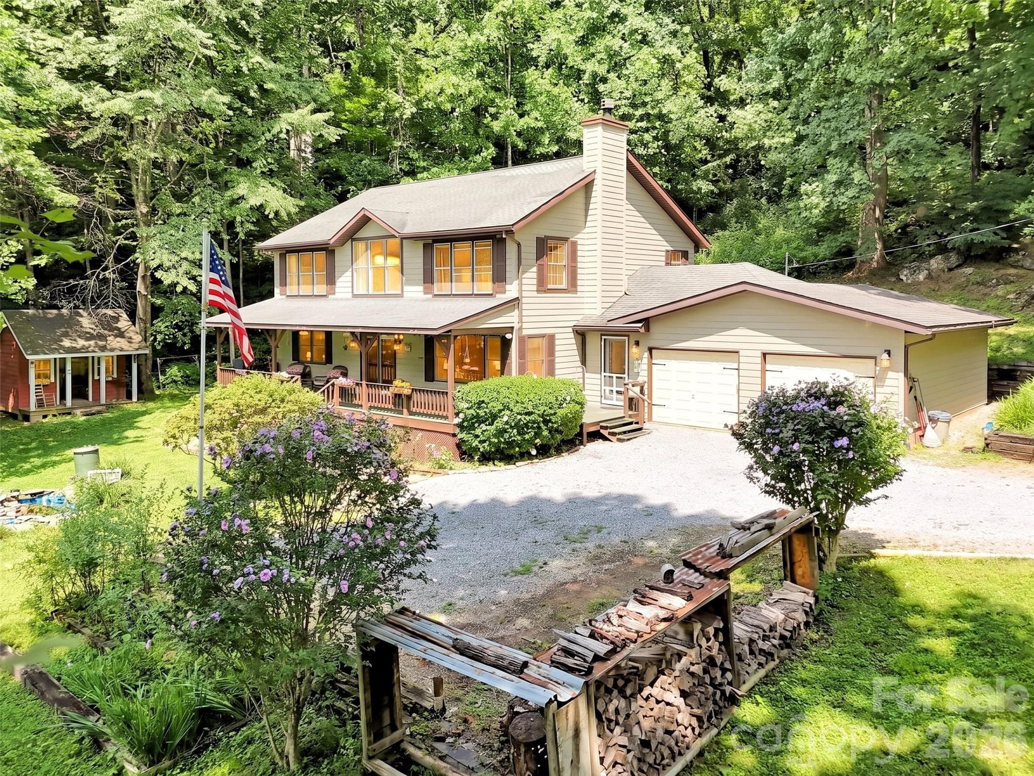 Single Family Residence at Waynesville, photo 4 of 38