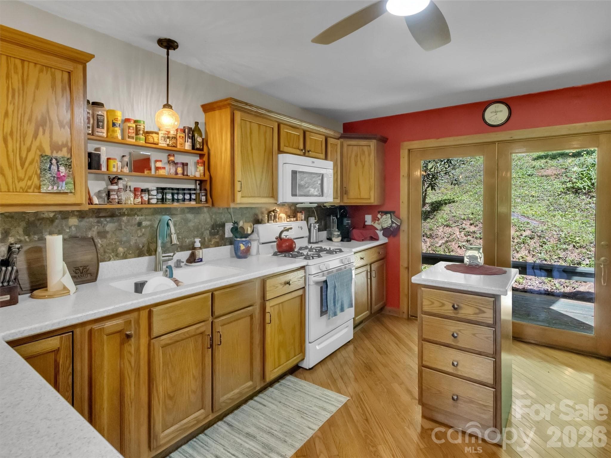 Single Family Residence at Waynesville, photo 12 of 38