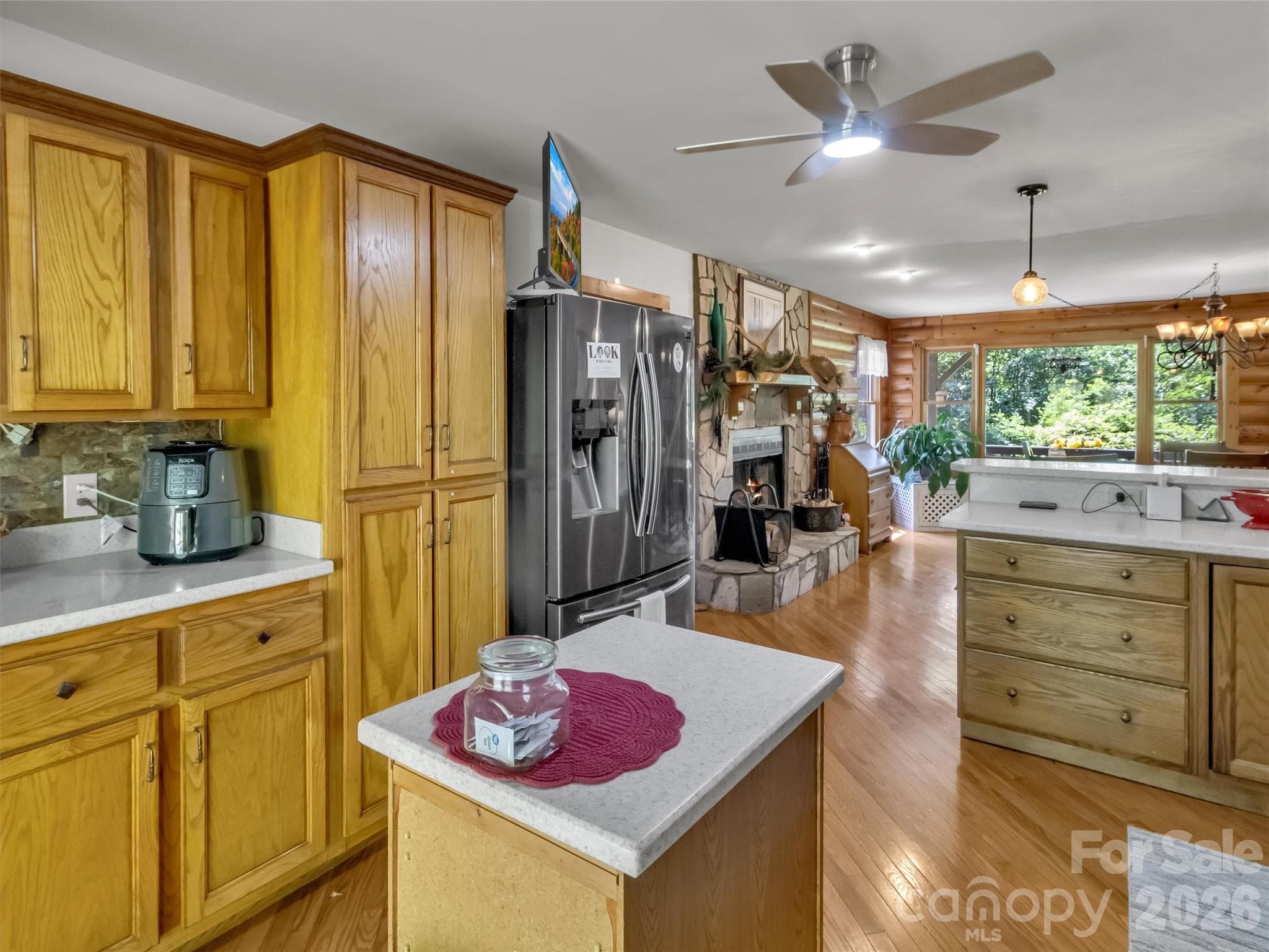 Single Family Residence at Waynesville, photo 13 of 38