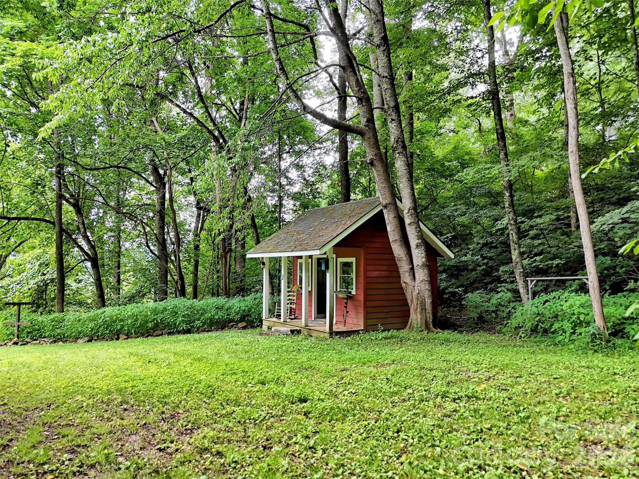 Single Family Residence at Waynesville, photo 32 of 38