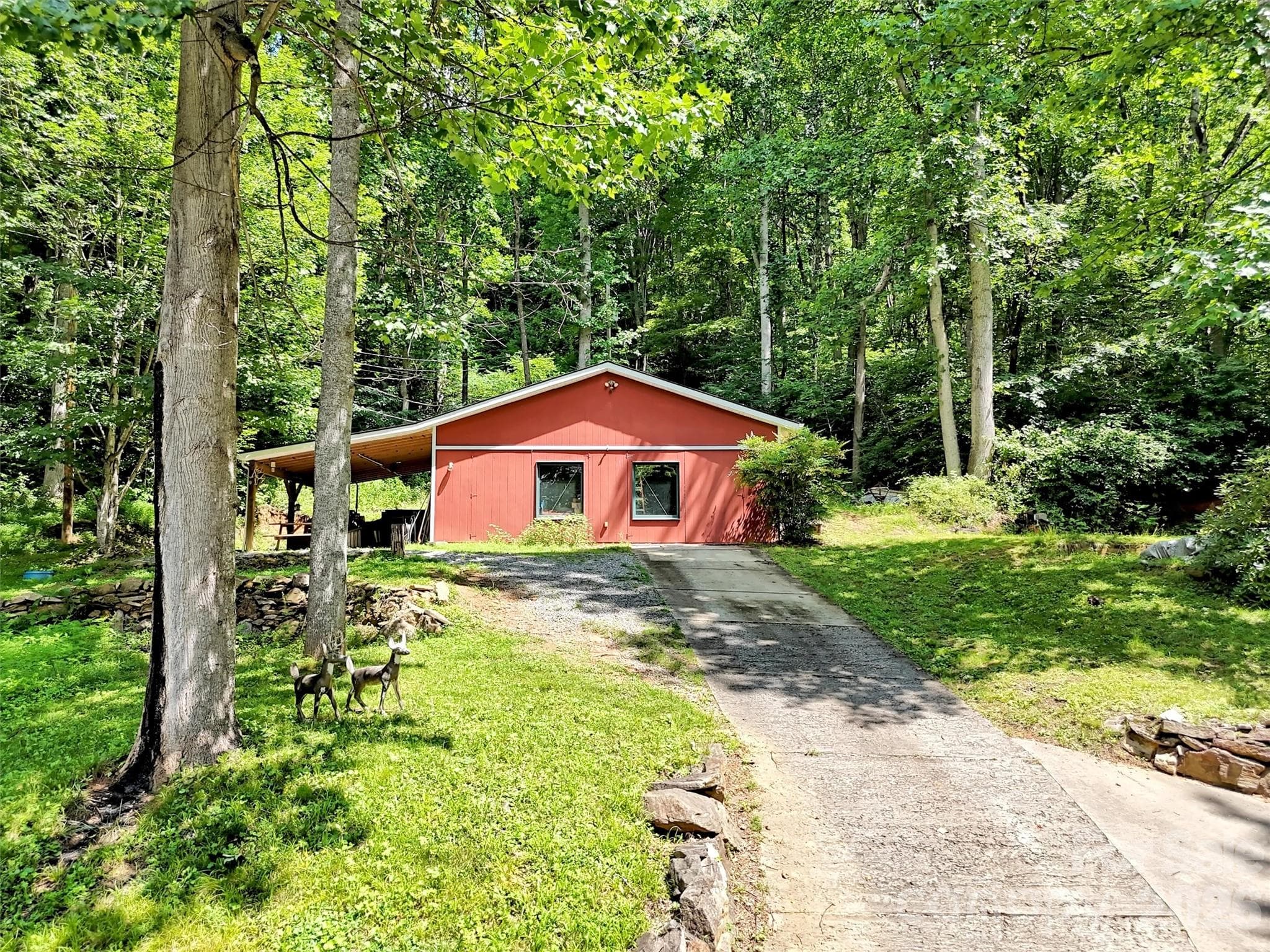 Single Family Residence at Waynesville, photo 34 of 38