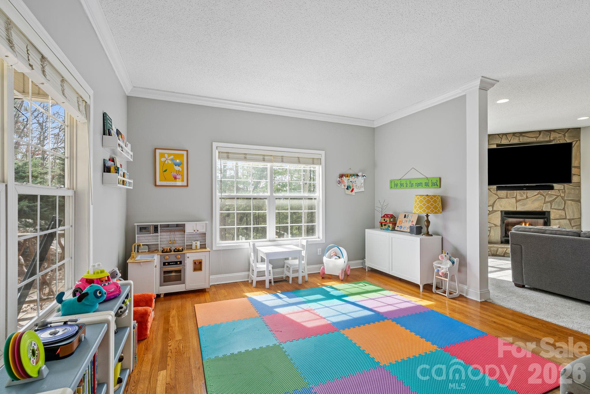 Single Family Residence at 505 Kings Ridge, Asheville, photo 12 of 44