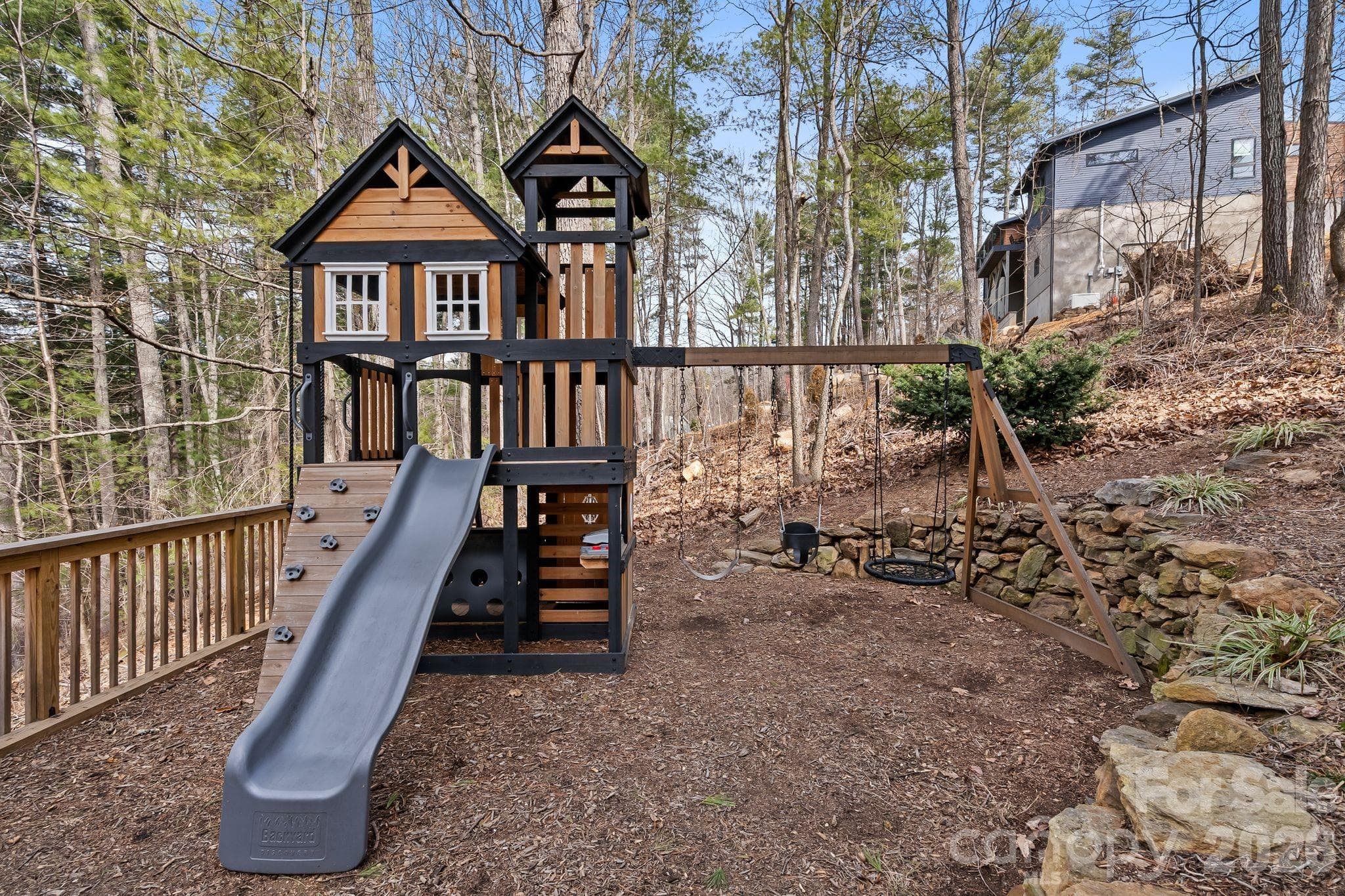 Single Family Residence at 505 Kings Ridge, Asheville, photo 36 of 44