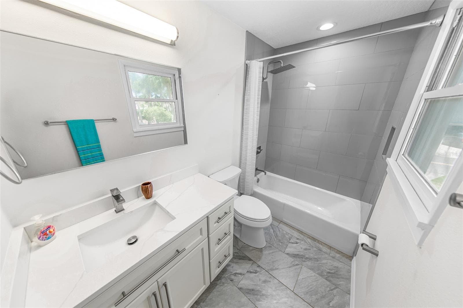Single Family Residence at 38 LAZY EIGHT DR, PORT ORANGE, photo 47 of 53