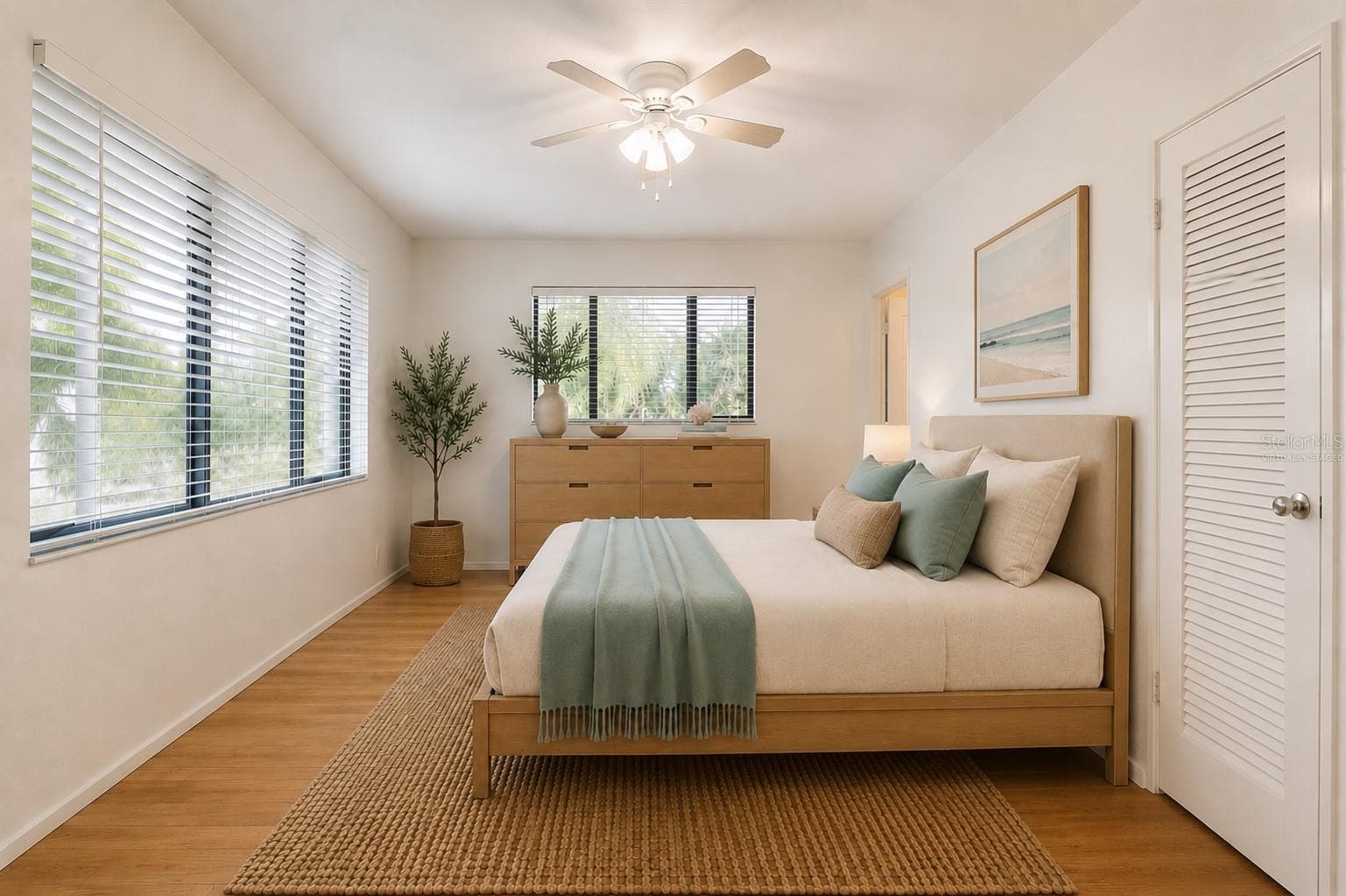 Virtually Staged - 1460 N PENINSULA DR, DAYTONA BEACH