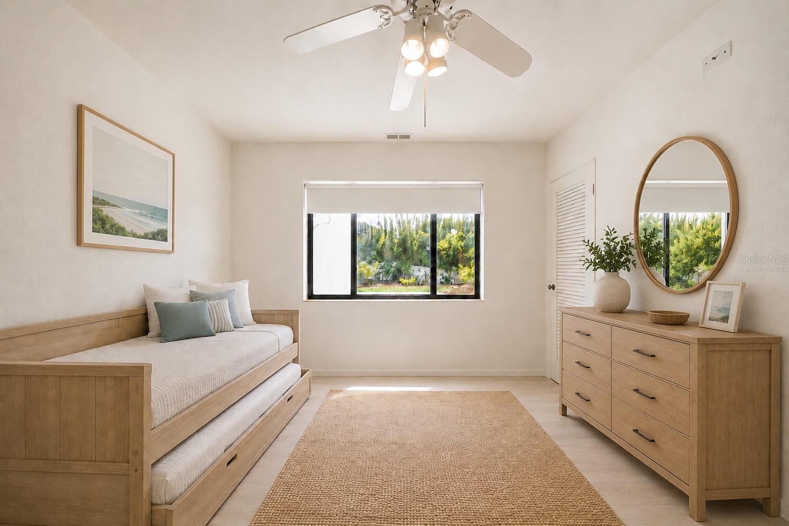Virtually Staged - 1460 N PENINSULA DR, DAYTONA BEACH