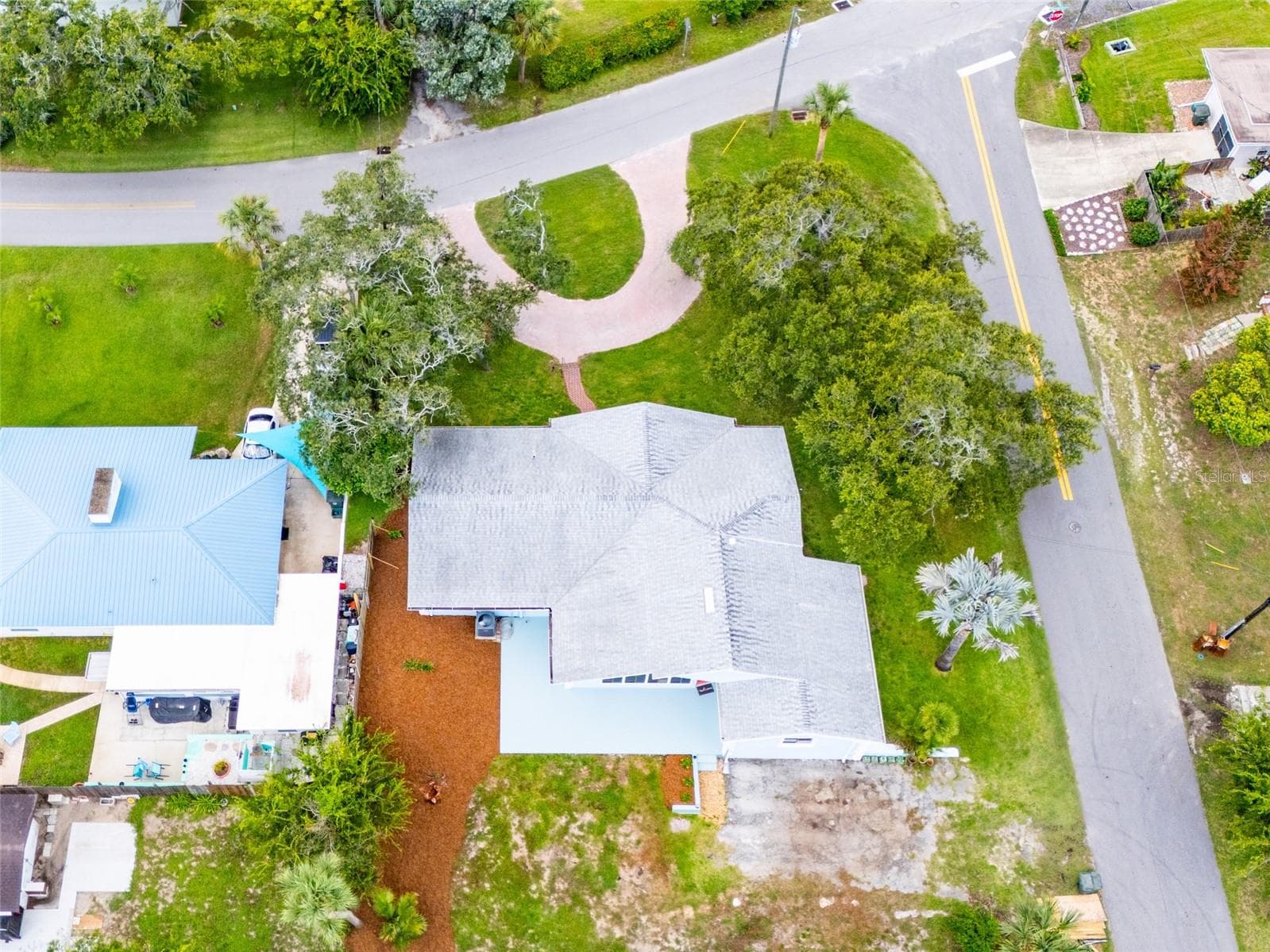 Single Family Residence at 1460 N PENINSULA DR, DAYTONA BEACH, photo 38 of 43