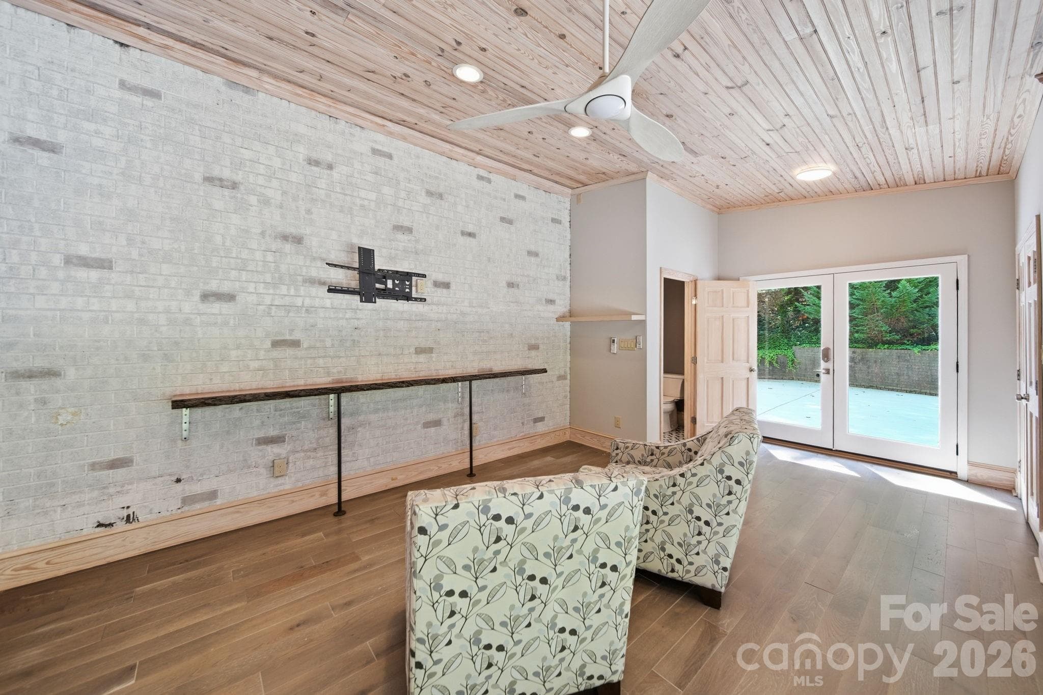 Single Family Residence at 1265 Braeburn Road NW, Concord, photo 11 of 45