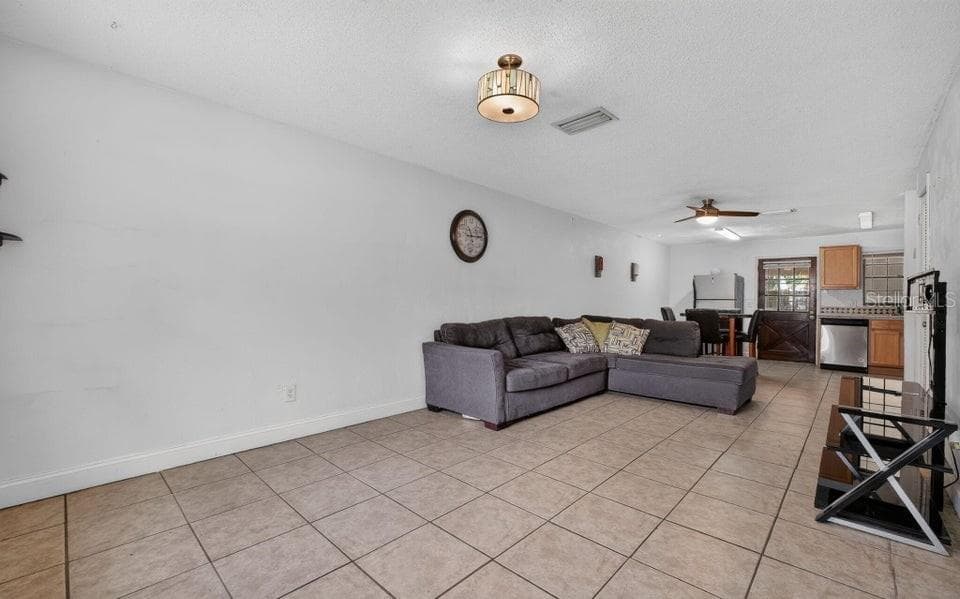 Townhouse at 912 ROYAL OAK CT, HOLLY HILL, photo 3 of 42