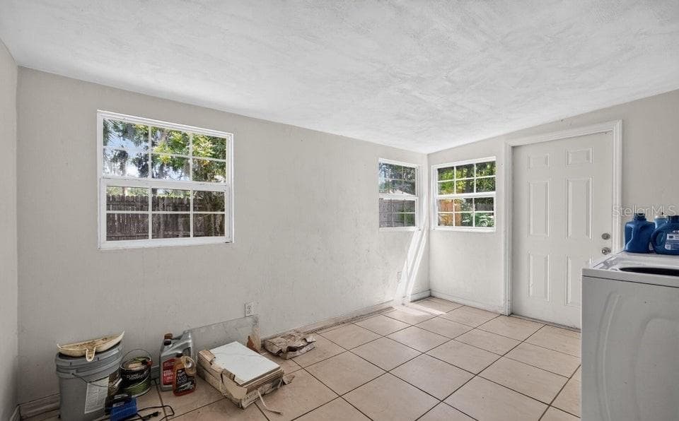 Townhouse at 912 ROYAL OAK CT, HOLLY HILL, photo 12 of 42