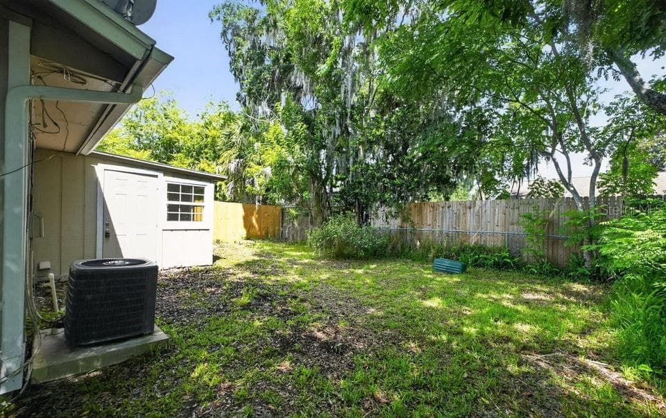 Townhouse at 912 ROYAL OAK CT, HOLLY HILL, photo 22 of 42