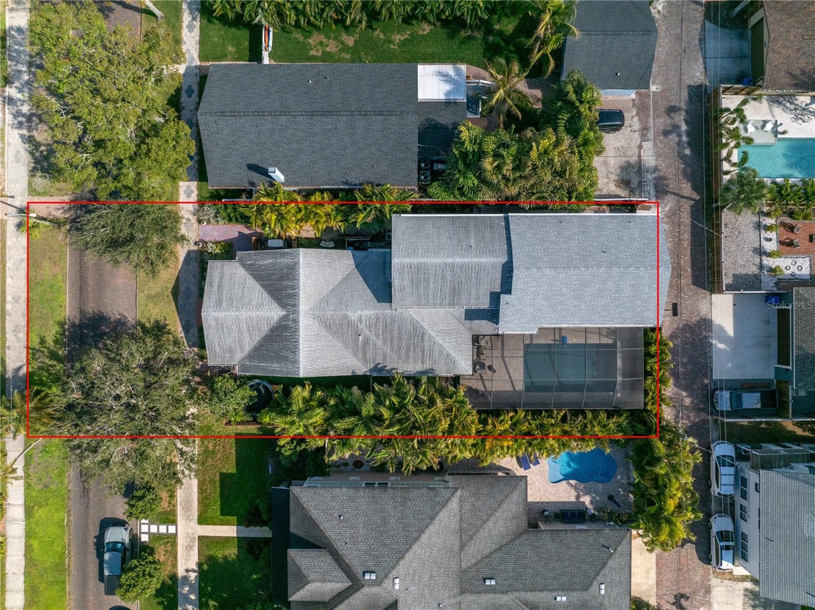 Single Family Residence at 436 12TH AVE NE, ST PETERSBURG, photo 2 of 54