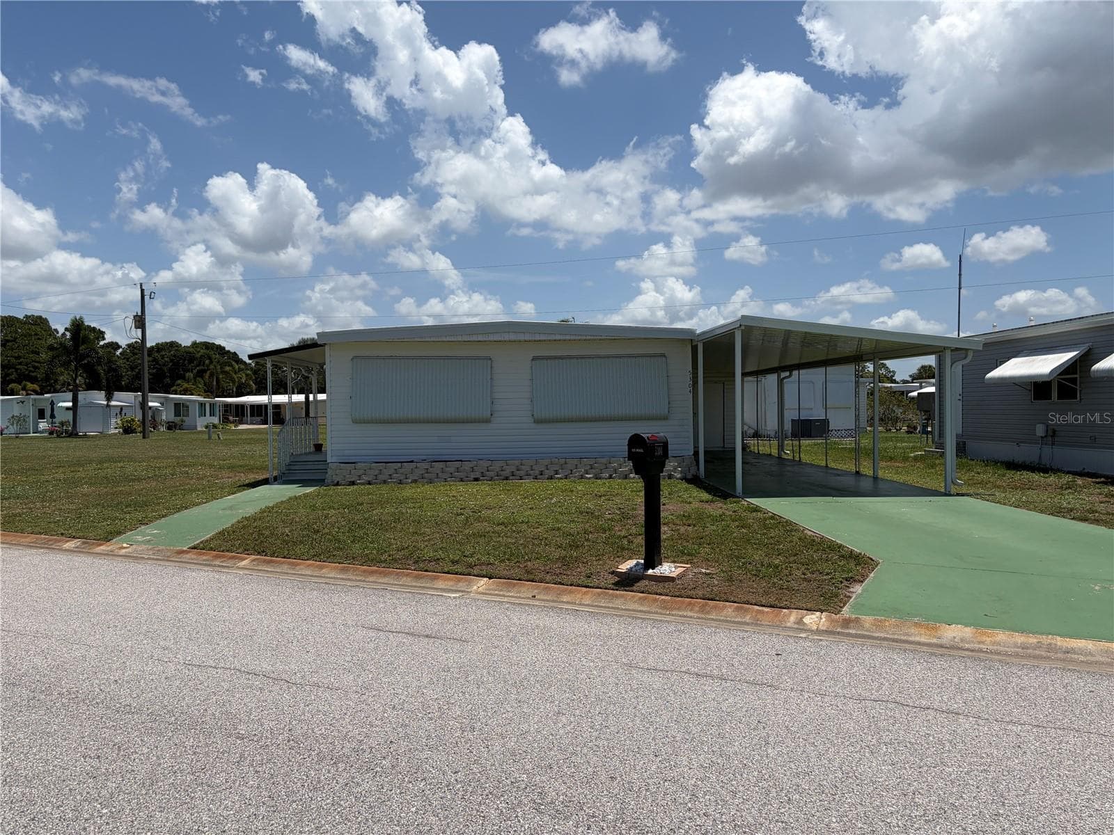 Mobile Home at 5304 CHERRY HILL AVE, SARASOTA, photo 4 of 74