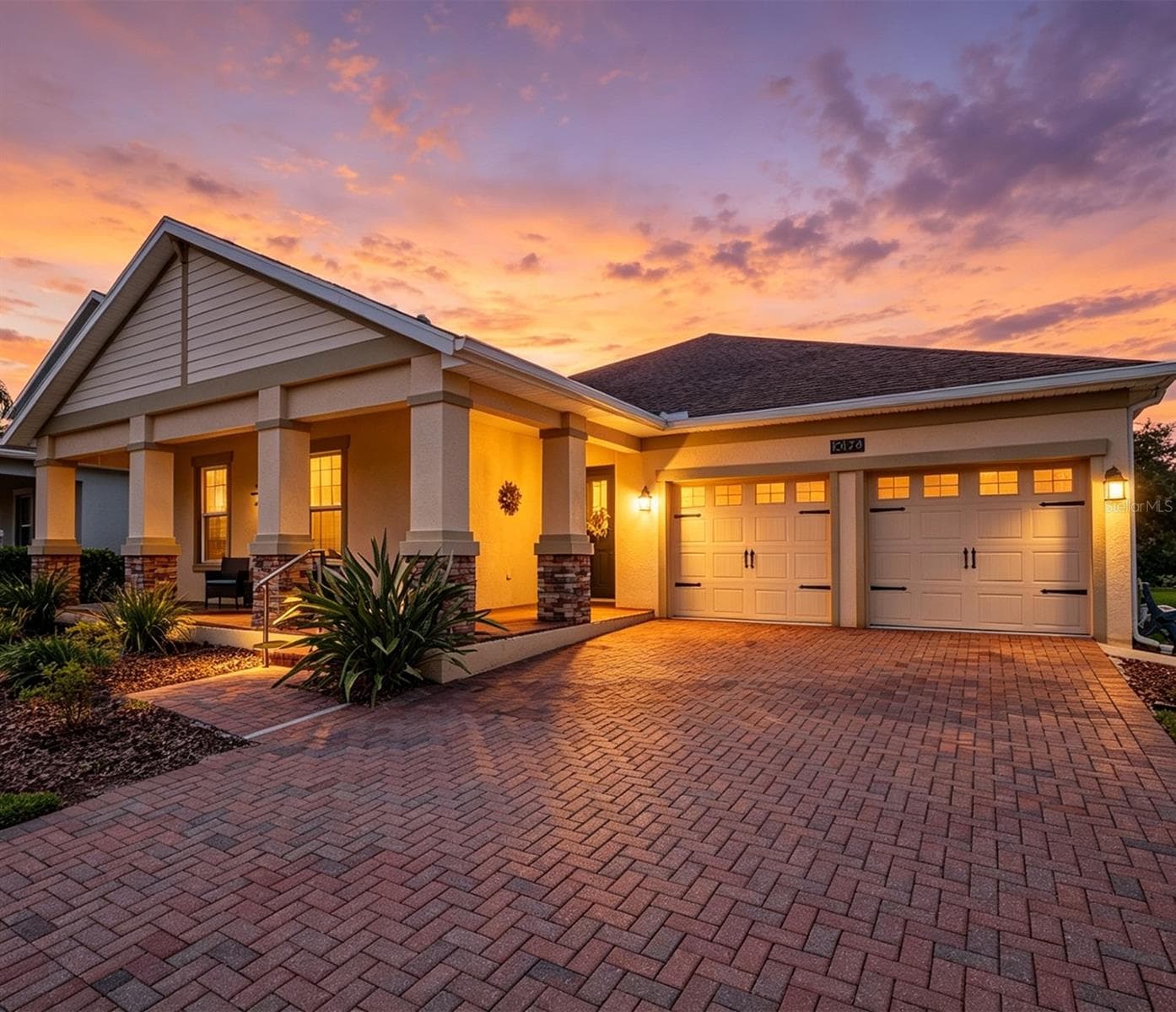 10174 LOVEGRASS LN