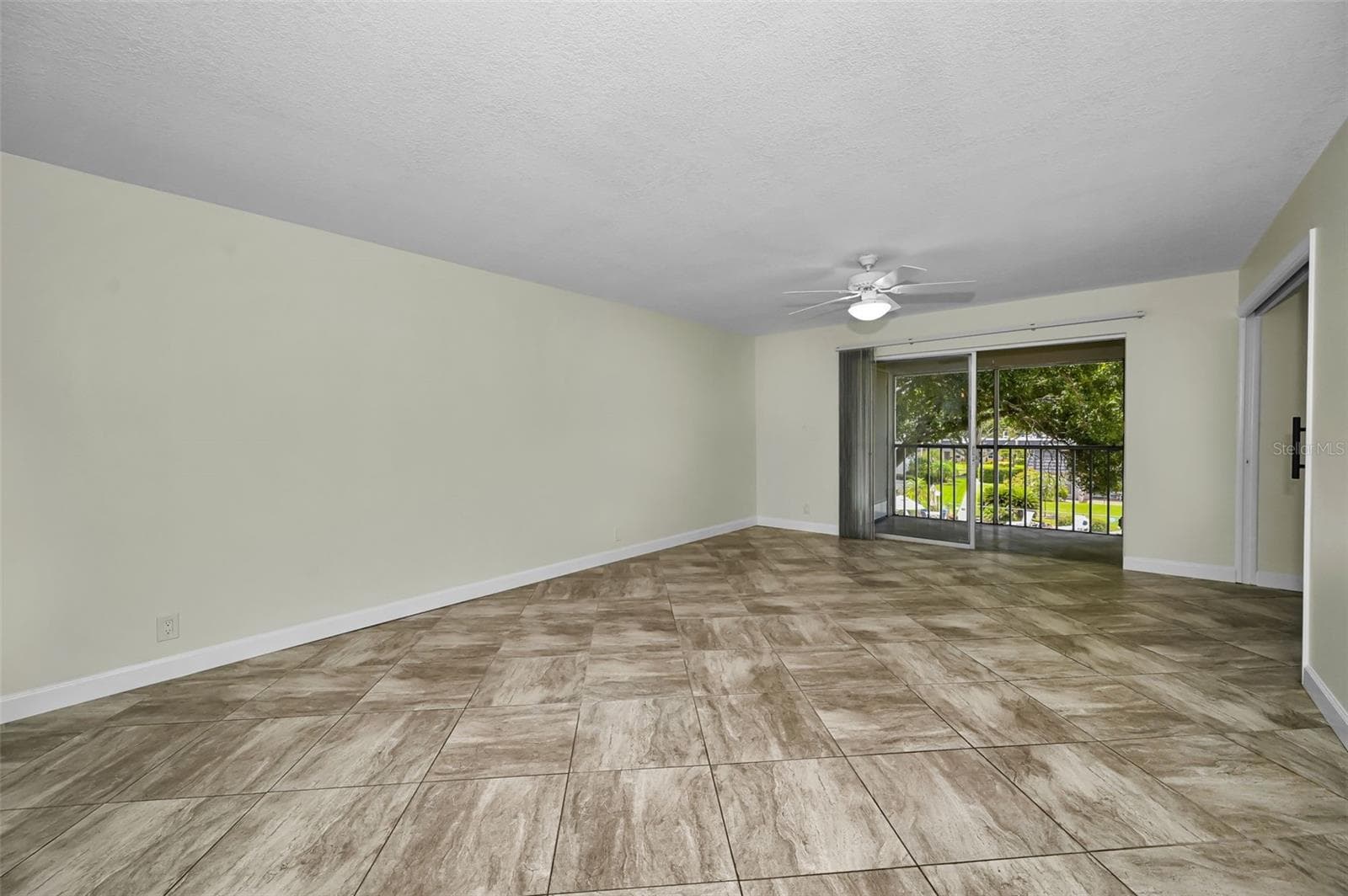 Great room - 8765 BARDMOOR BLVD #306, SEMINOLE