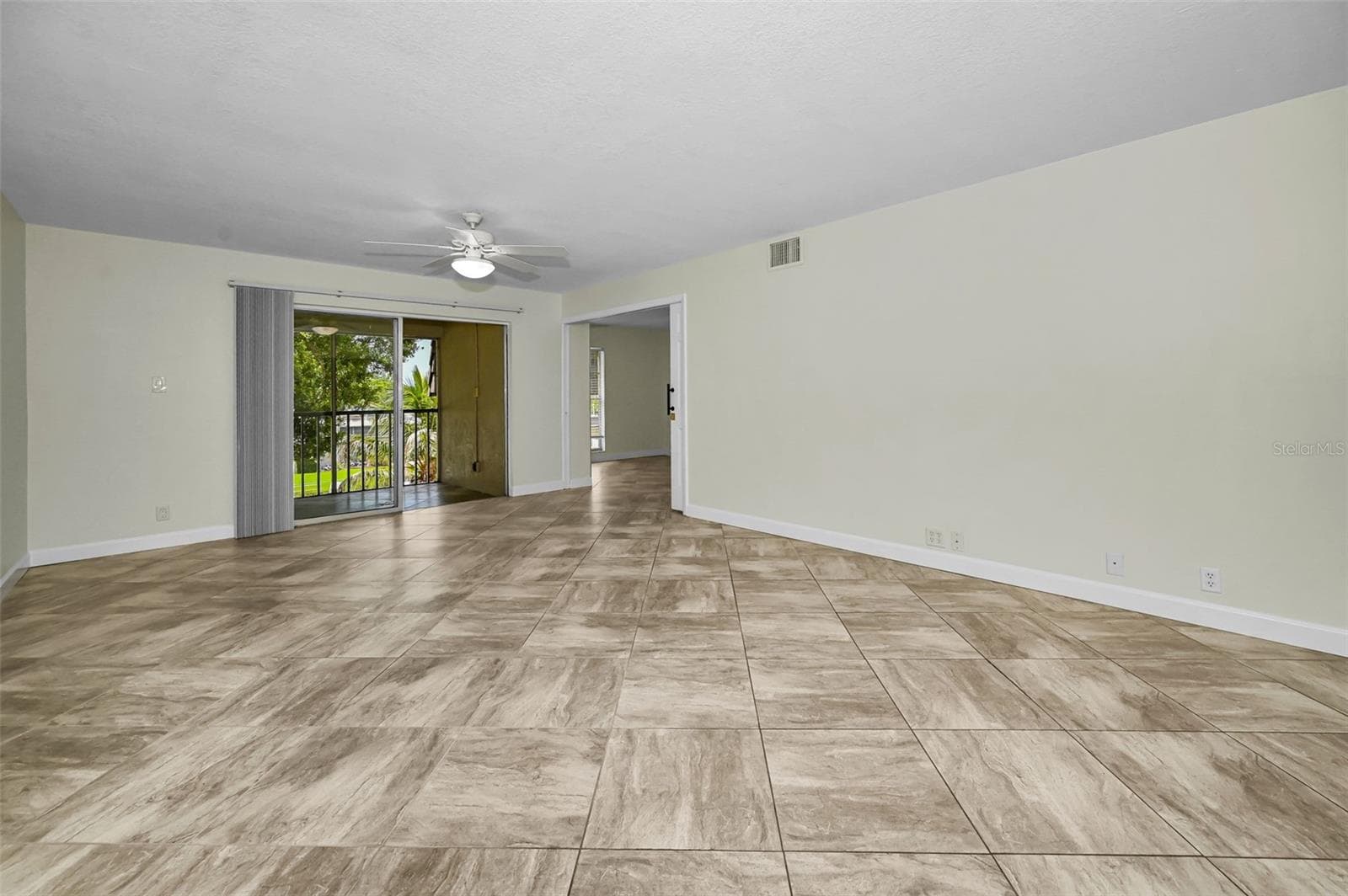 Great room - 8765 BARDMOOR BLVD #306, SEMINOLE