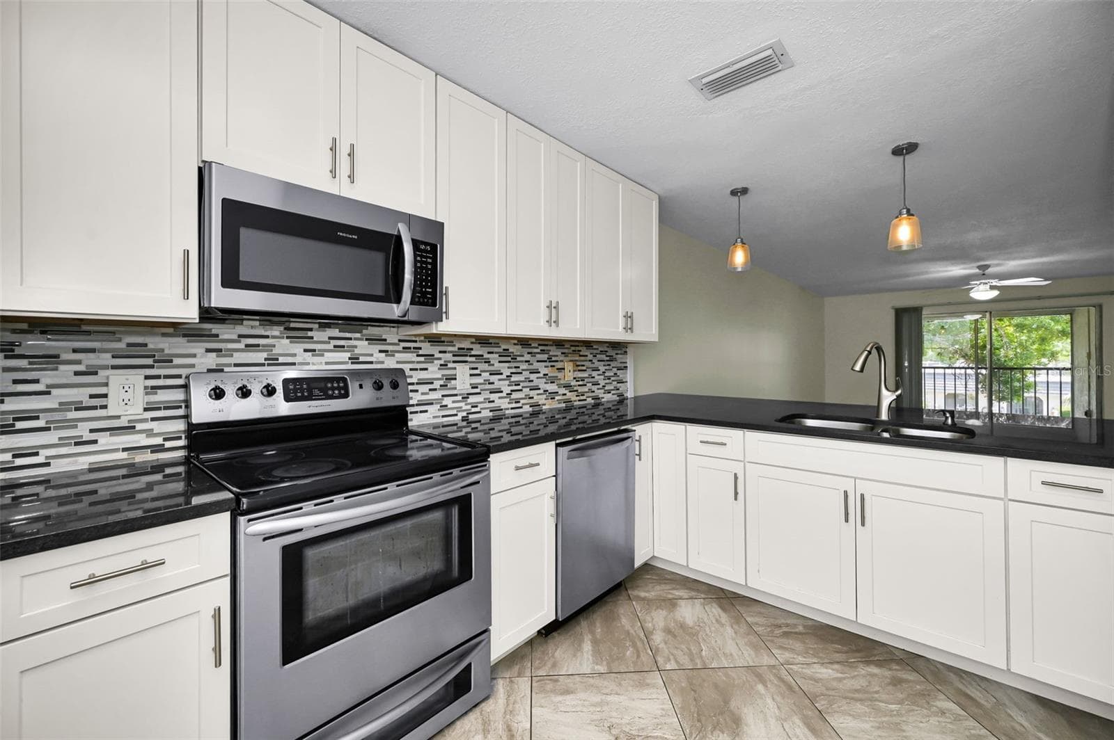 Condominium at 8765 BARDMOOR BLVD #306, SEMINOLE, photo 15 of 37