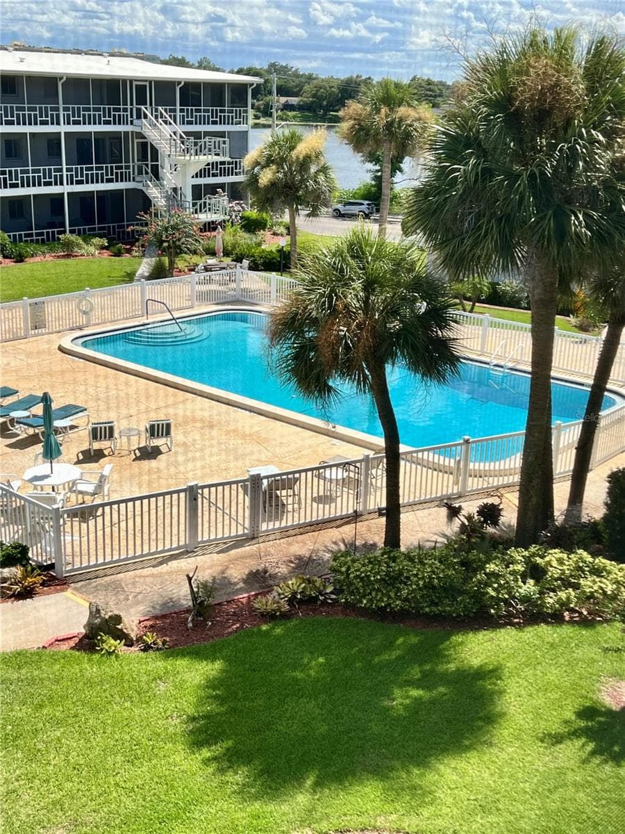 View from screened Breezeway in front of unit - 1700 6TH ST NW #A38, WINTER HAVEN