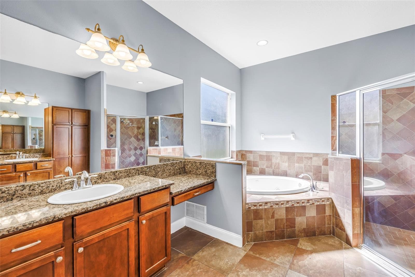 Single Family Residence at 27405 SORA BLVD, WESLEY CHAPEL, photo 13 of 42