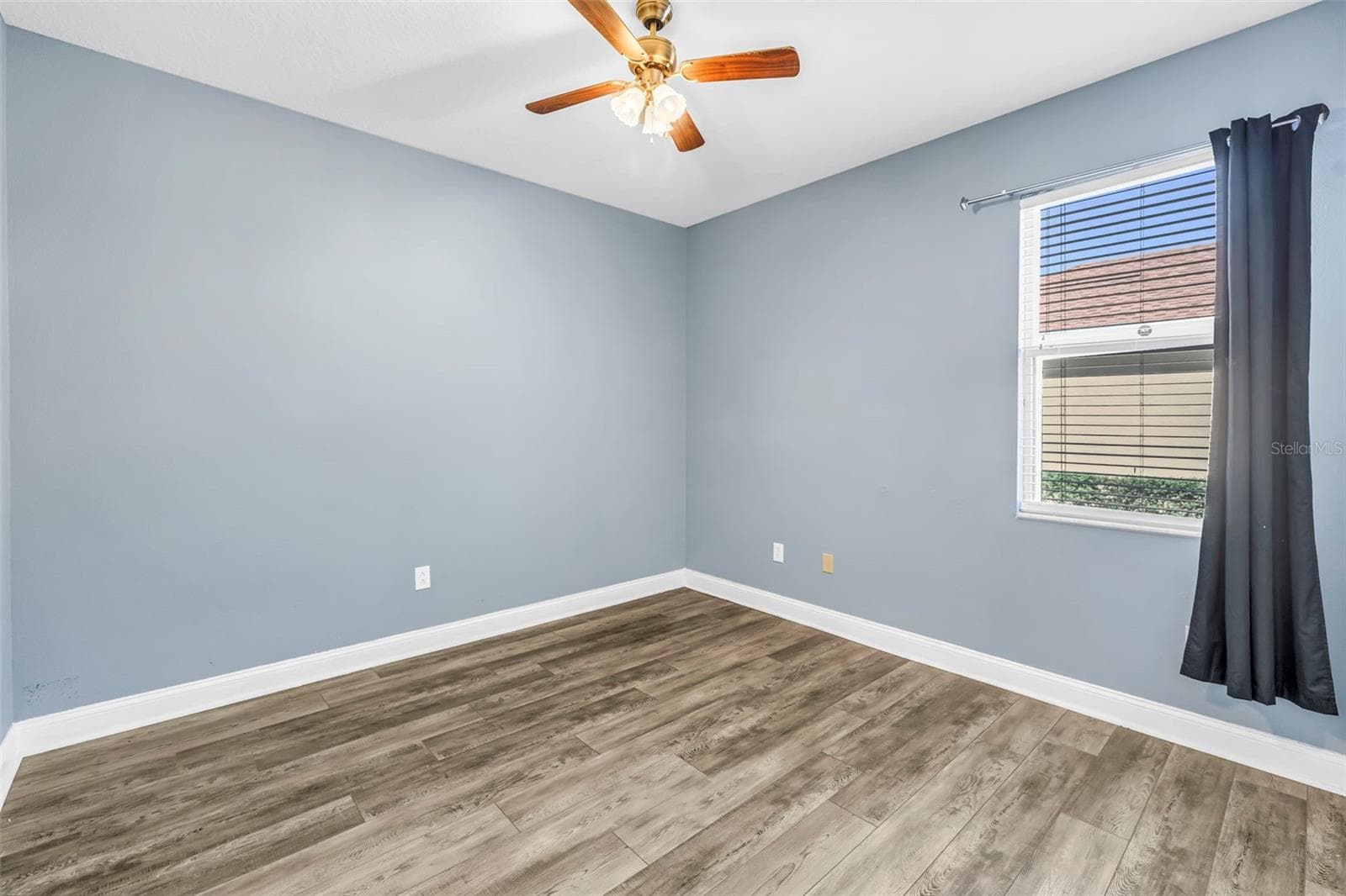 Single Family Residence at 27405 SORA BLVD, WESLEY CHAPEL, photo 29 of 42
