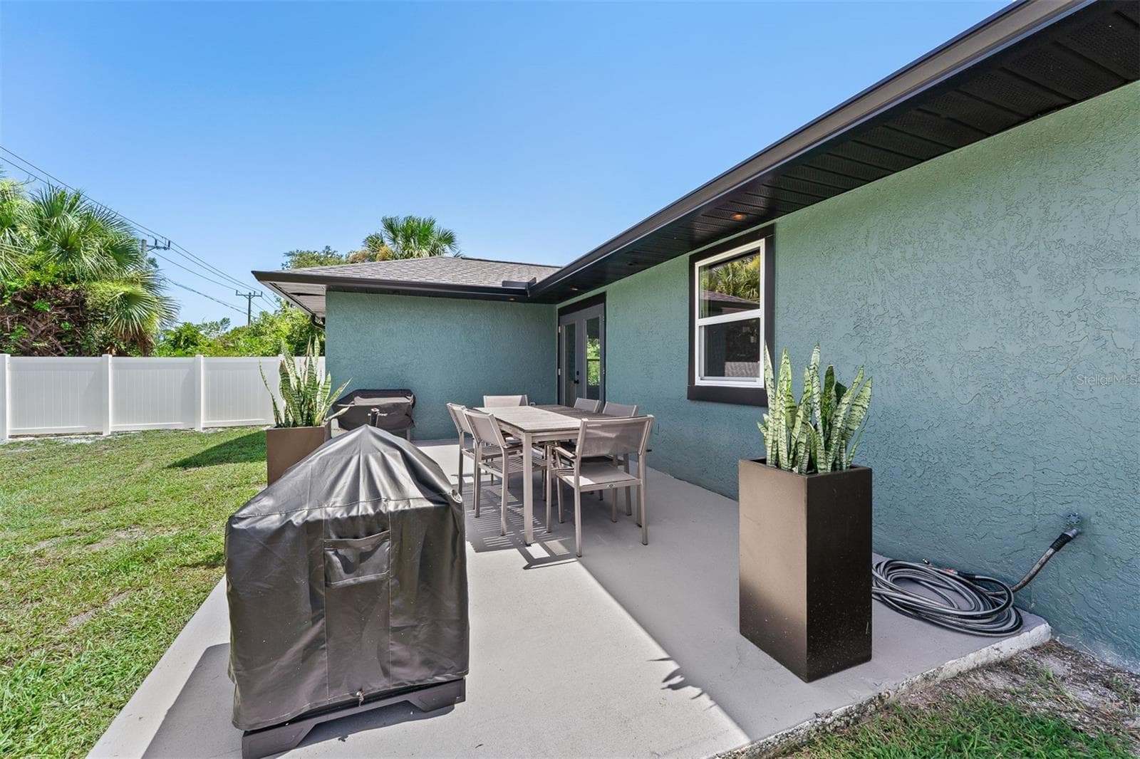 Single Family Residence at 2817 YULE TREE DR, EDGEWATER, photo 34 of 45