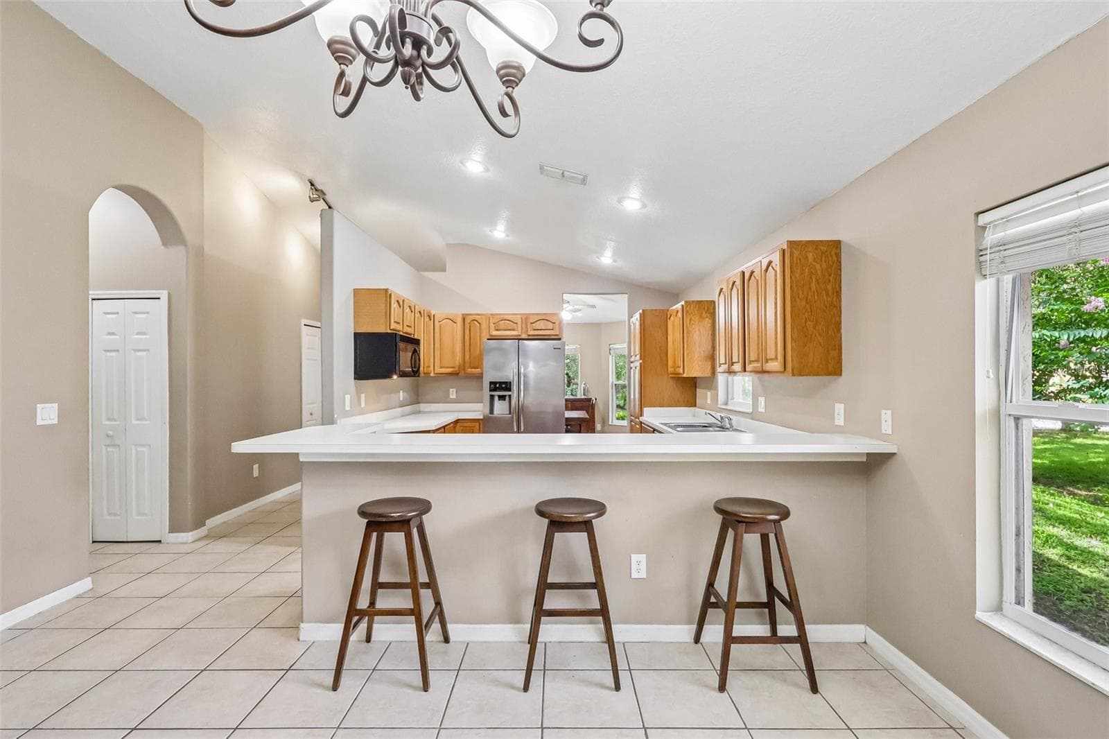 Single Family Residence at 619 CORAL WAY, WINTER SPRINGS, photo 3 of 32