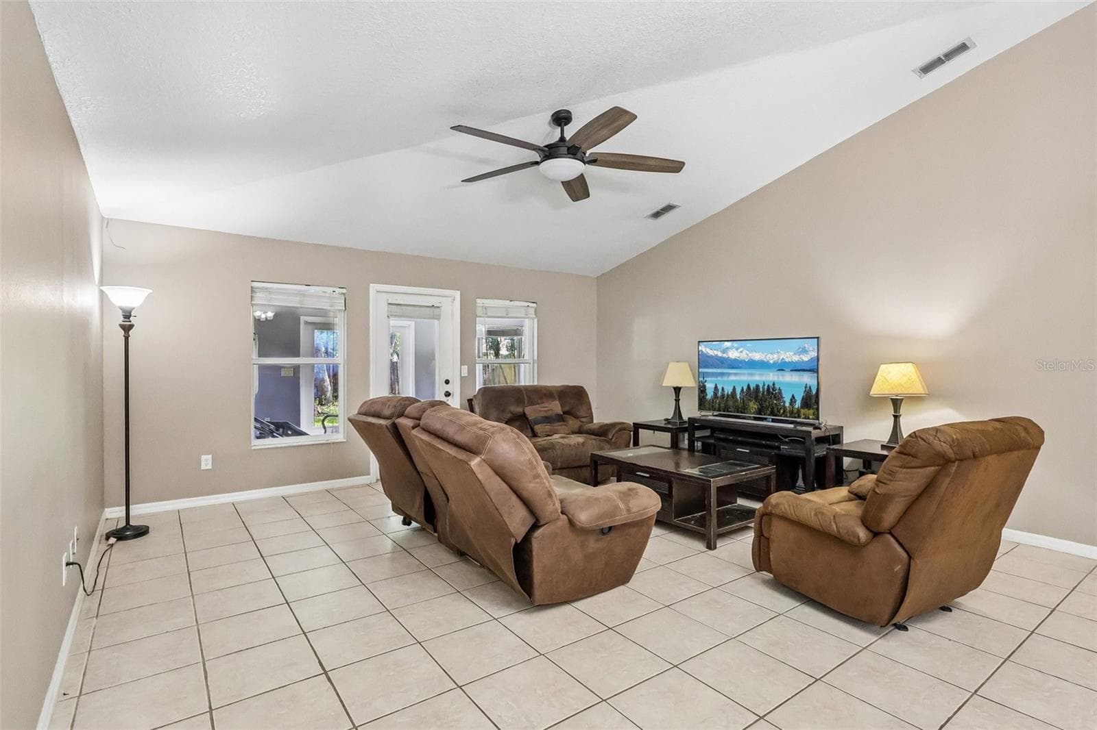 Single Family Residence at 619 CORAL WAY, WINTER SPRINGS, photo 9 of 32